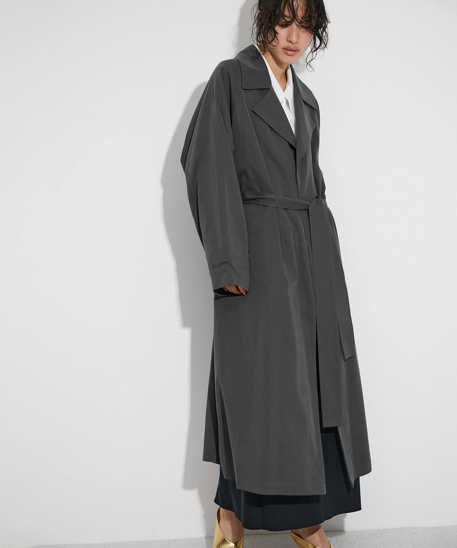 ADAM ET ROPE'「ミニマルオーバートレンチコート」|トレンチコート|
