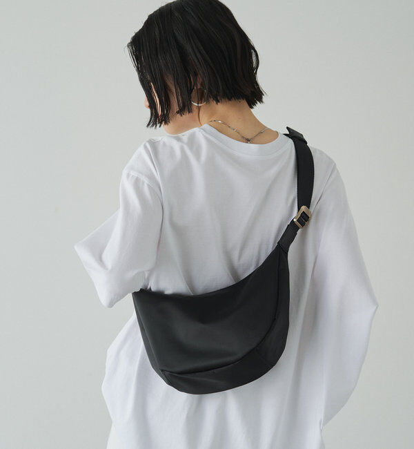  「クラウズナイロンラウンドショルダーバッグ」|ショルダー・メッセンジャー|