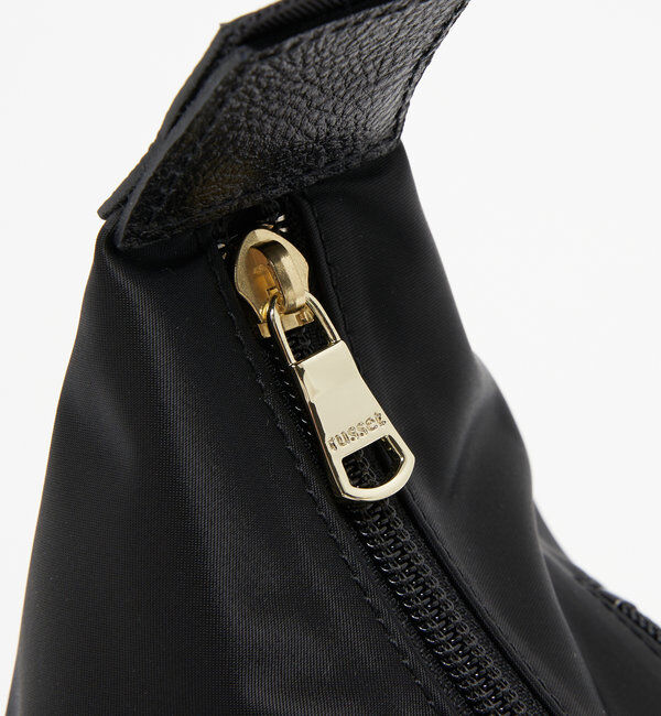  「クラウズナイロンラウンドショルダーバッグ」|ショルダー・メッセンジャー|