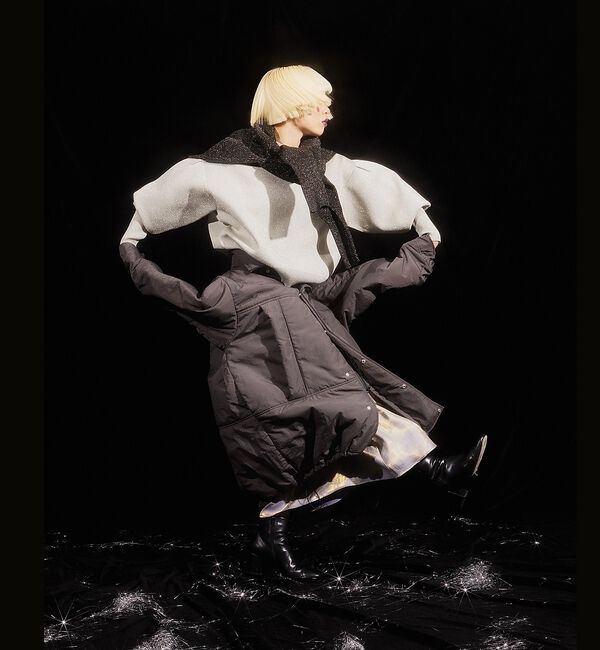 NOMINE「モンスターパーカー」|ダウン|