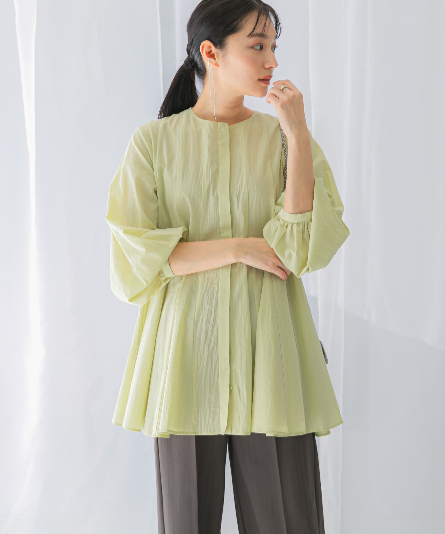 URBAN RESEARCH ROSSO「ボリュームフレアートップス」|シャツ・ブラウス|グリーン