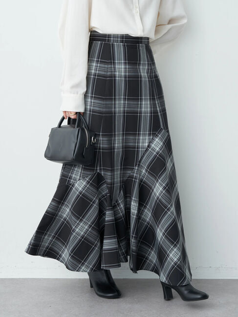 earth music&ecology「イレギュラーヘムチェックスカート」|スカート|