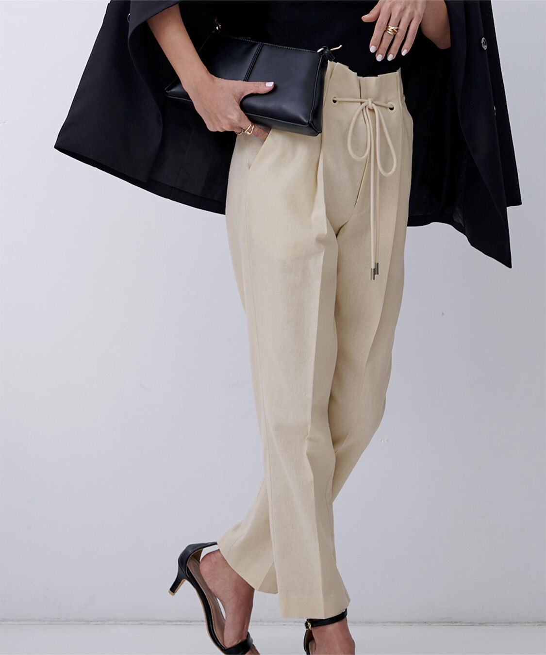 ur's「ベルト付ハイウエストタックパンツ」|その他|ナチュラル