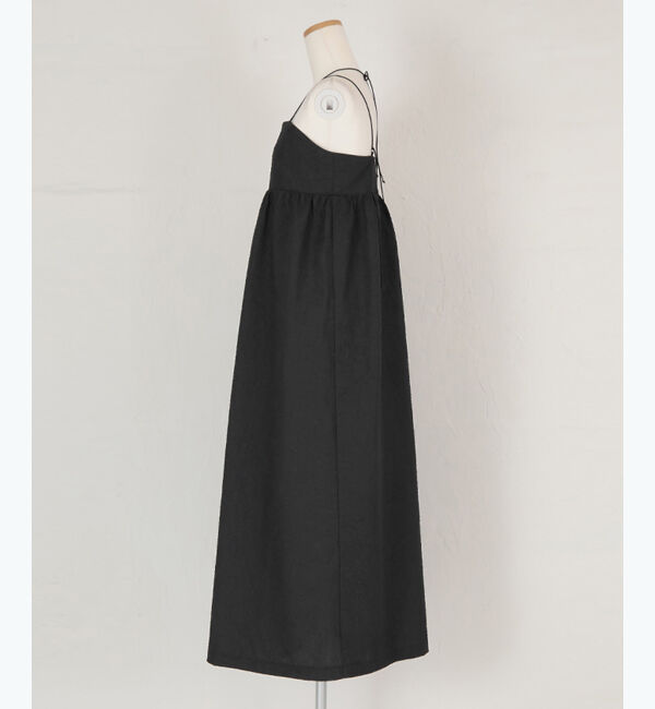 ur's「【春名亜美さんコラボアイテム】ふくれジャガードホルターキャミワンピース」|ワンピース|