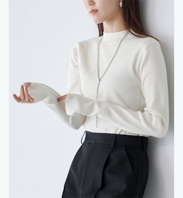 ur's「【影山カレンさんコラボアイテム】フィンガーホール付ハイネックベーシックリブニット」|ニット・セーター|ホワイト