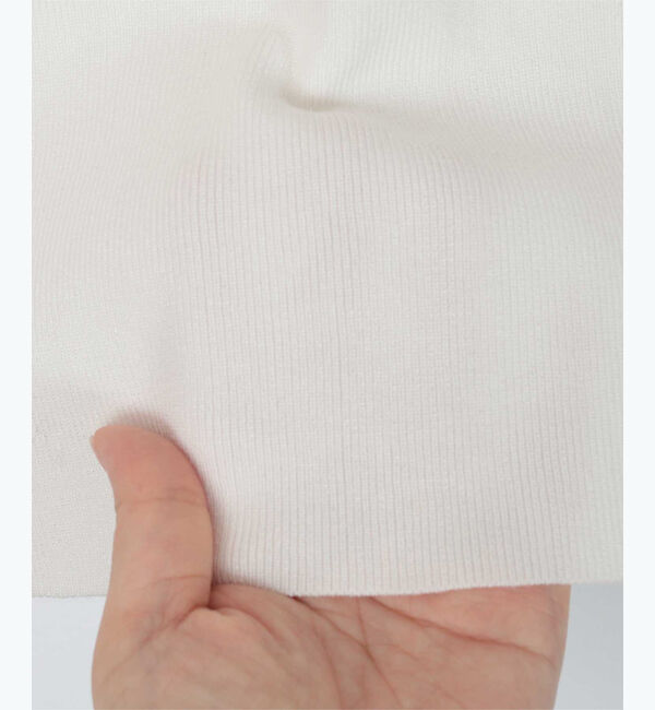 ur's「ゴールド釦Vネックフレンチスリーブニット」|ニット・セーター|