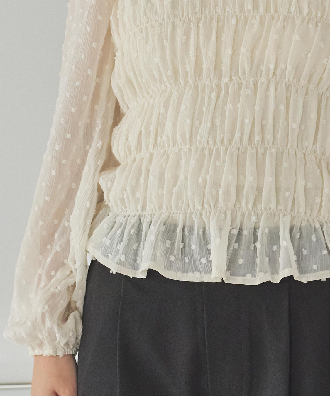titivate「シアー楊柳ぽこぽこシャーリングトップス」|シャツ・ブラウス|