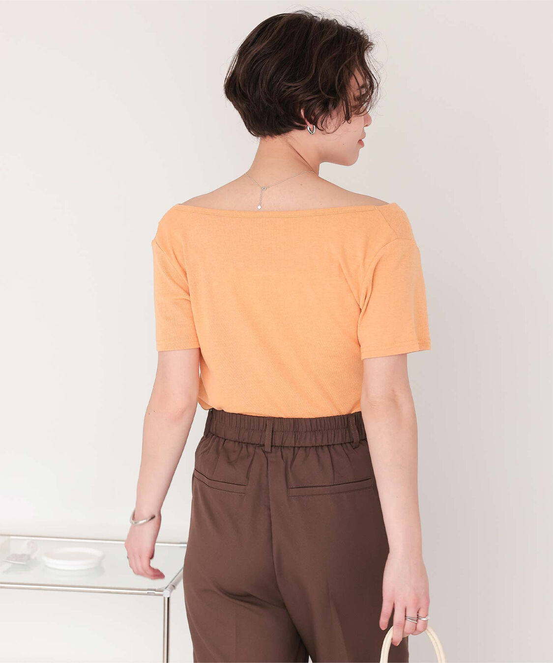 titivate「オフショルダーハーフスリーブTシャツ」|Tシャツ・カットソー|