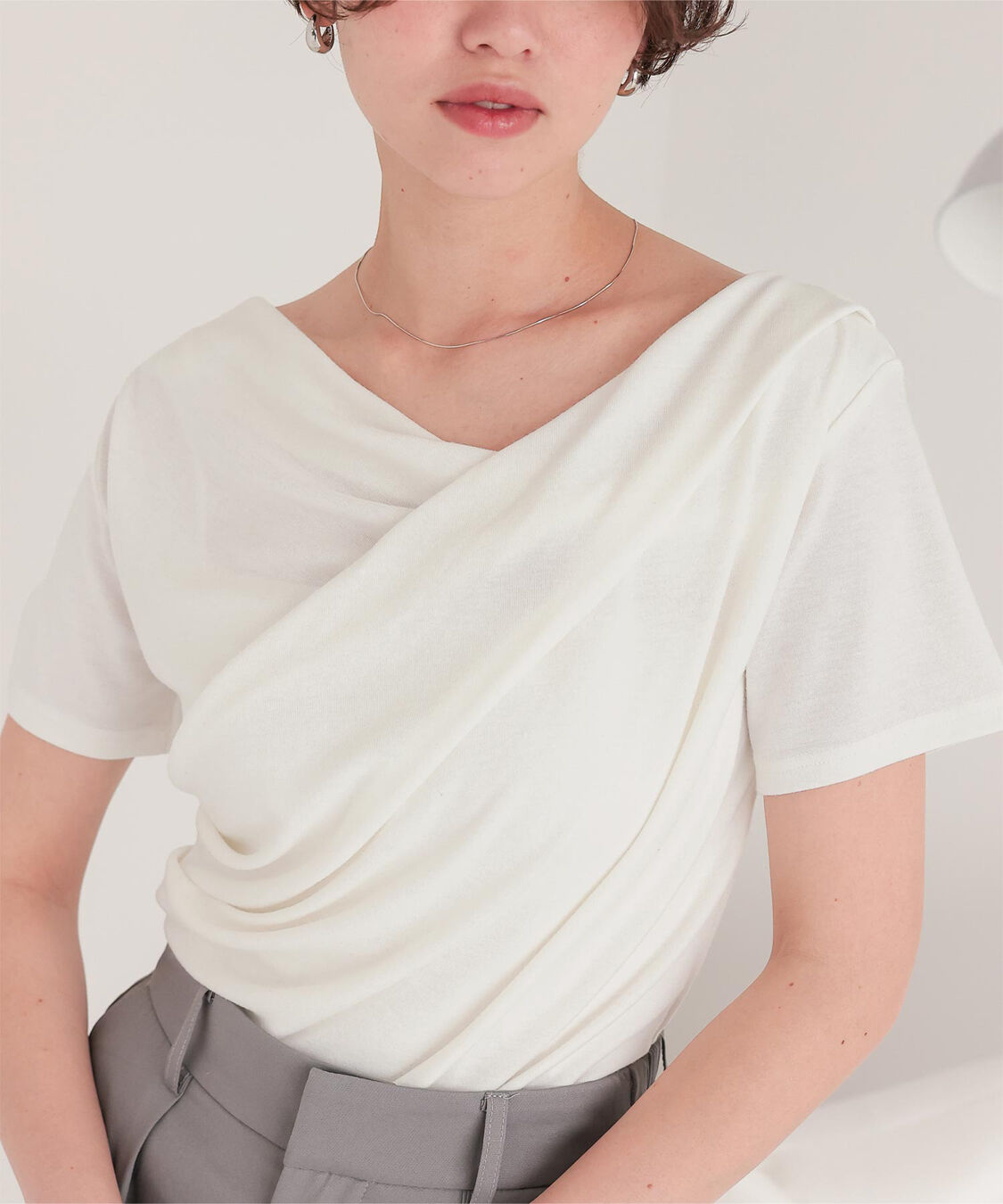 titivate「オフショルダーハーフスリーブTシャツ」|Tシャツ・カットソー|