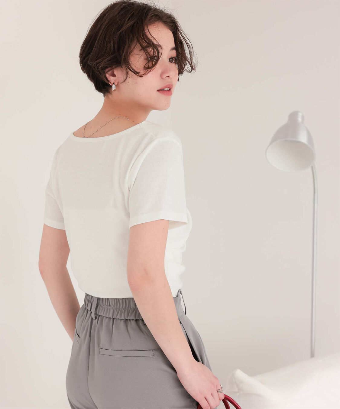 titivate「オフショルダーハーフスリーブTシャツ」|Tシャツ・カットソー|