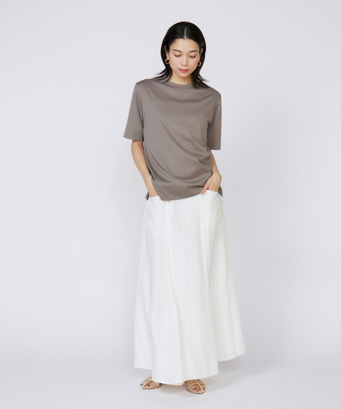 INED「《大きいサイズ》サイドスリットデザインTシャツ」|Tシャツ・カットソー|