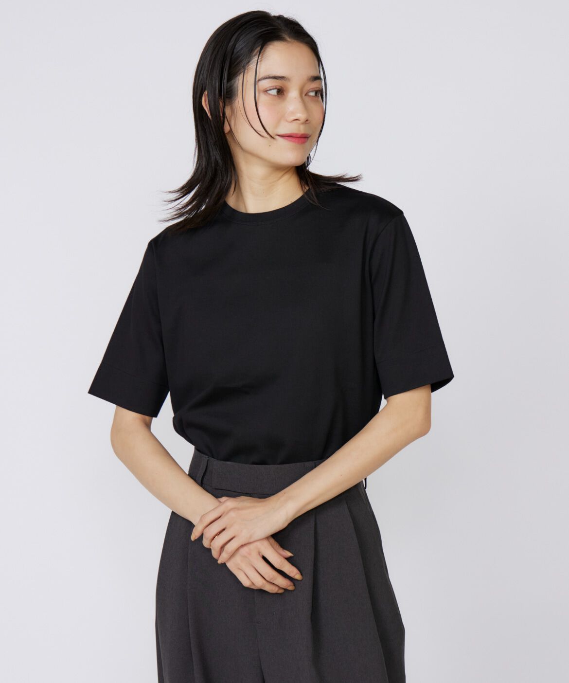 INED「《大きいサイズ》サイドスリットデザインTシャツ」|Tシャツ・カットソー|