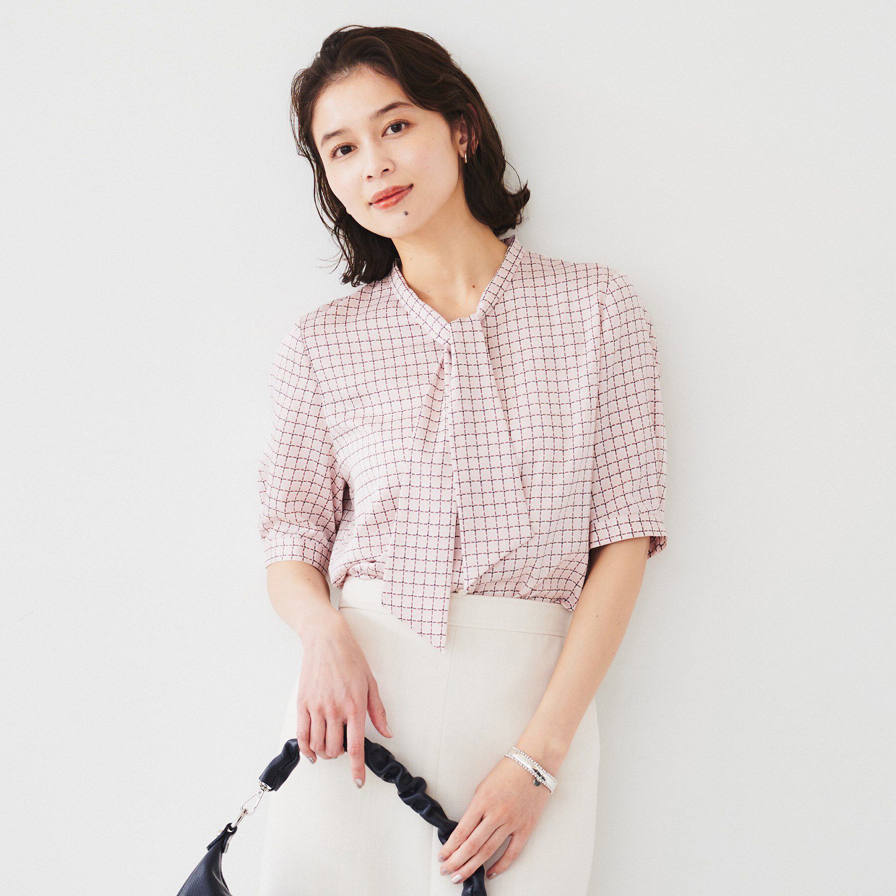 UNTITLED「【通勤/二の腕カバー】ジオメチェック ボウタイブラウス」|シャツ・ブラウス|