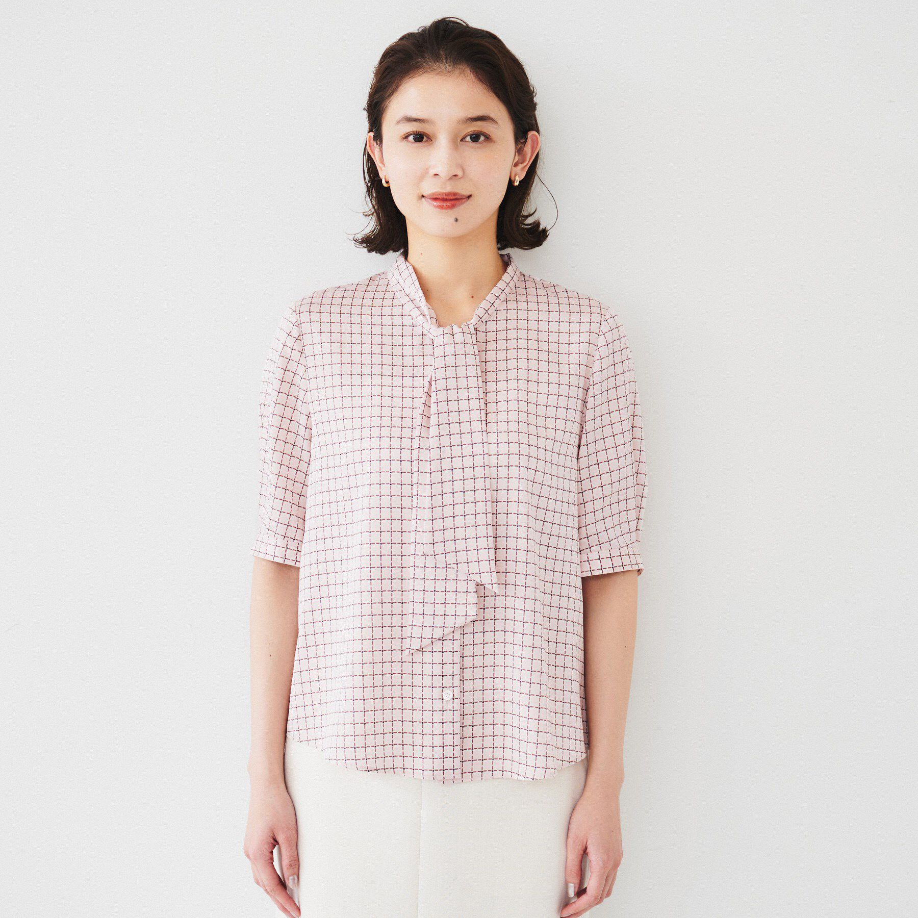 UNTITLED「【通勤/二の腕カバー】ジオメチェック ボウタイブラウス」|シャツ・ブラウス|