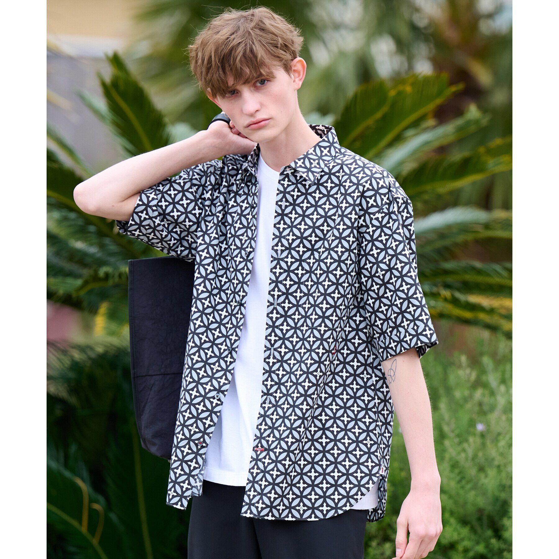 DRESSTERIOR「【Safari5月号掲載】オーバーラップサークル ショートスリーブシャツ」|シャツ・ブラウス|