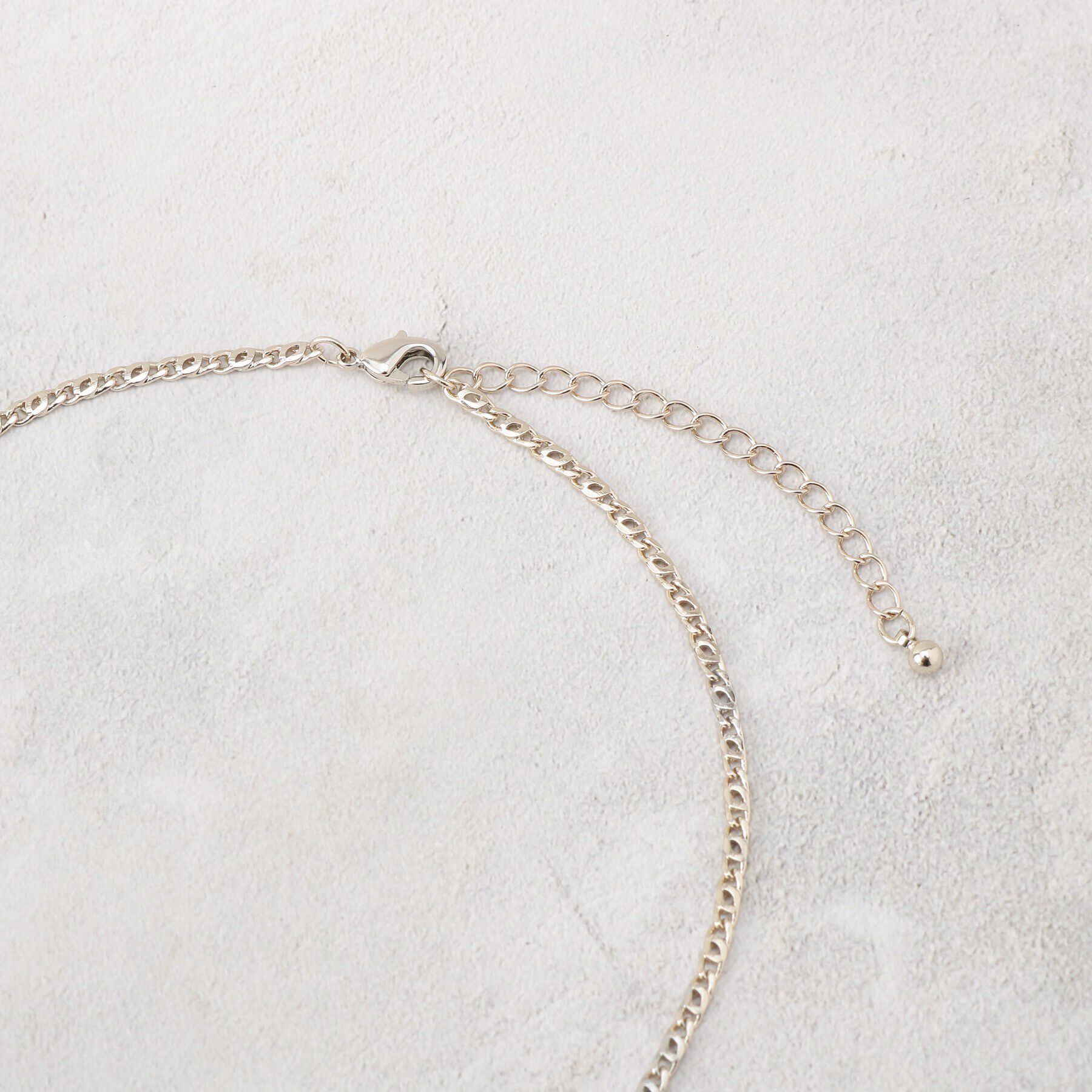 grove「デザインチェーンビジューショートネックレス2本セット」|ネックレス|