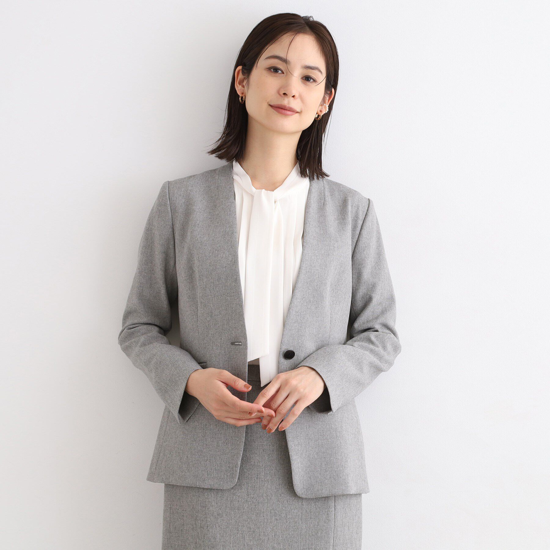 INDIVI「【定番スーツ／洗える／メランジ】ウールライクノーカラージャケット」|スーツ|ライトグレー(411