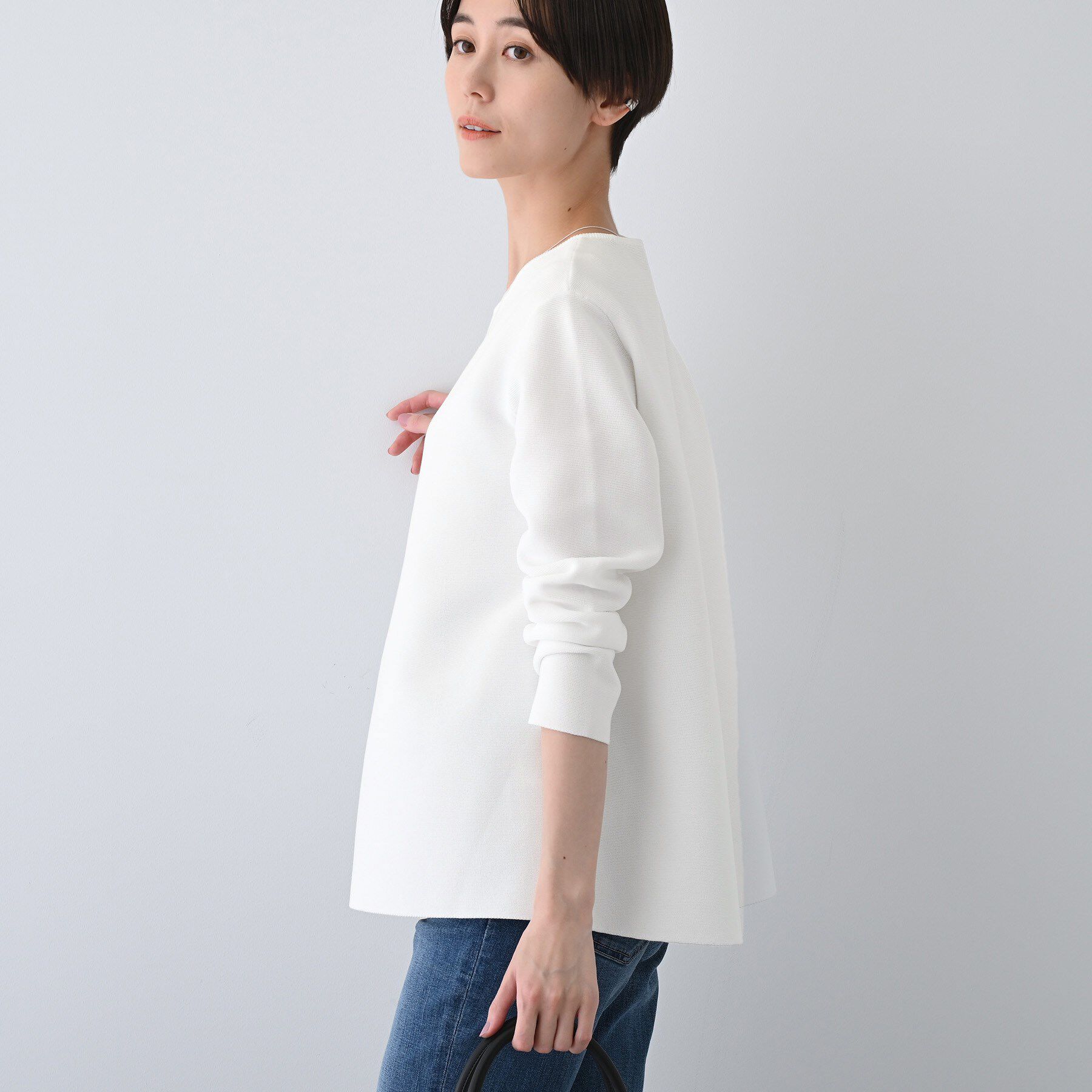 INDIVI「【洗える／軽量】美シルエット ペプラムニット」|ニット・セーター|