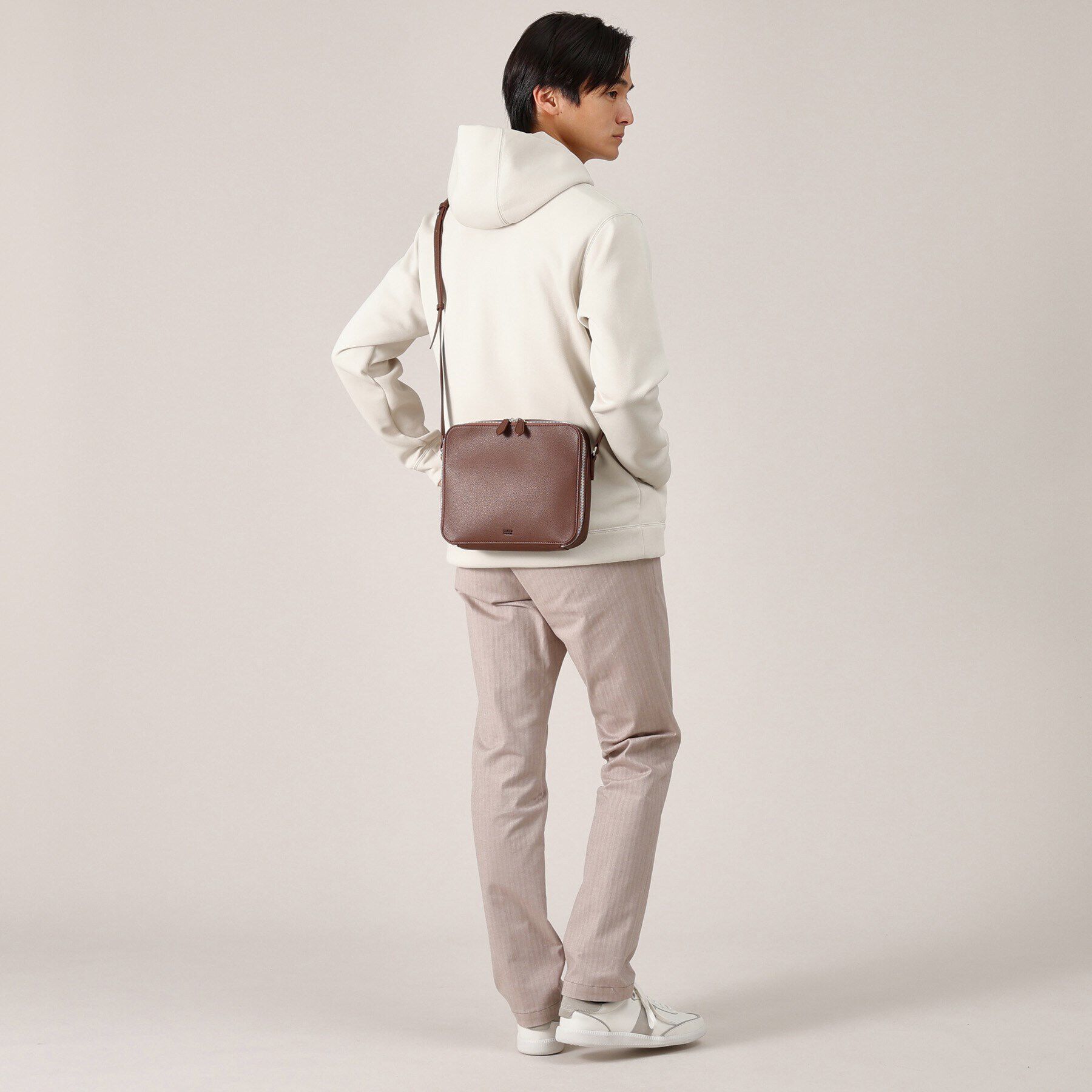 TAKEO KIKUCHI「マイクロファイバー ボックスショルダー バッグ」|ショルダー・メッセンジャー|