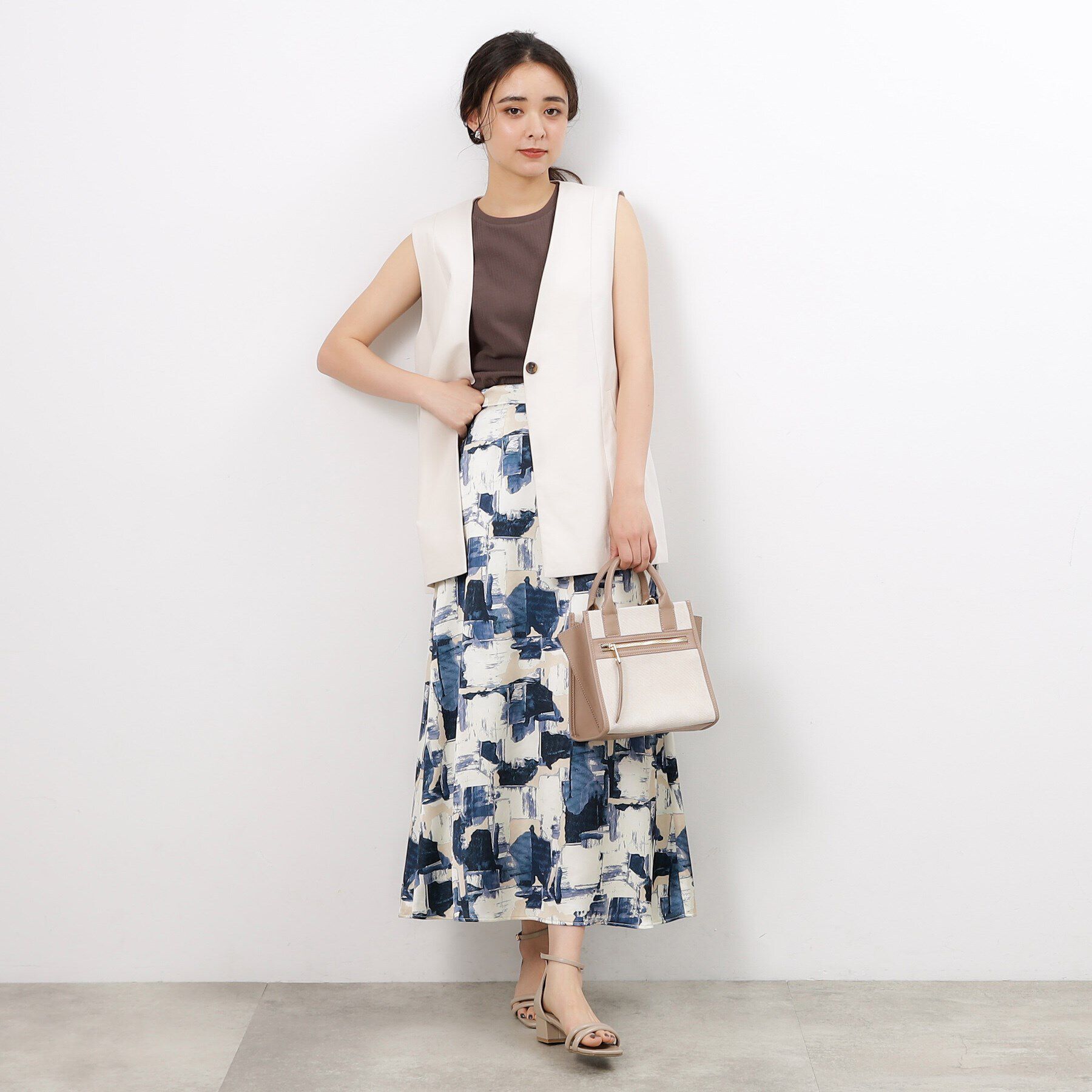 OPAQUE.CLIP「幾何プリント サテンナローフレアスカート【洗濯機洗い可】」|スカート|