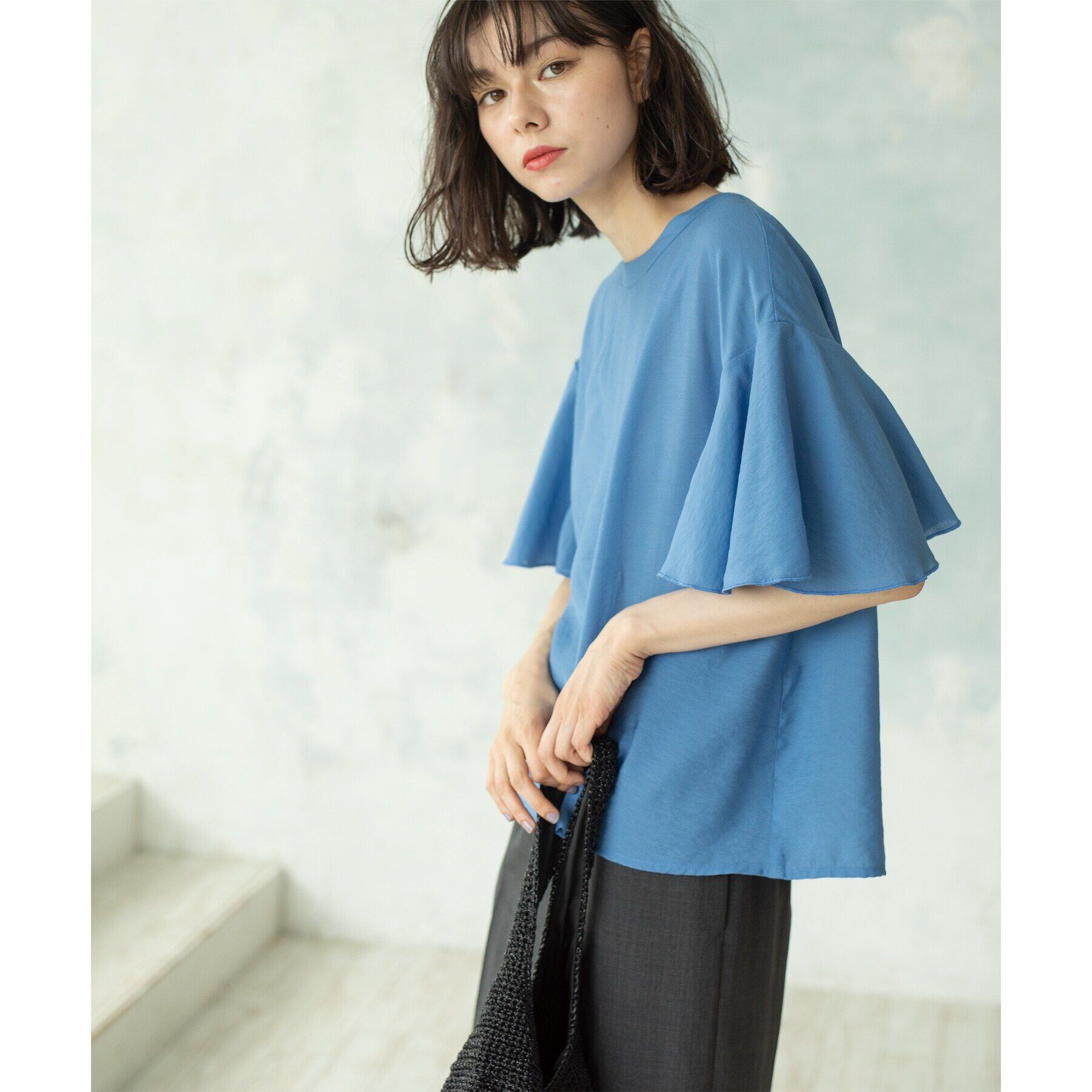 OPAQUE.CLIP「フレアスリーブブラウス【洗濯機洗い可】」|シャツ・ブラウス|ブルー(092)