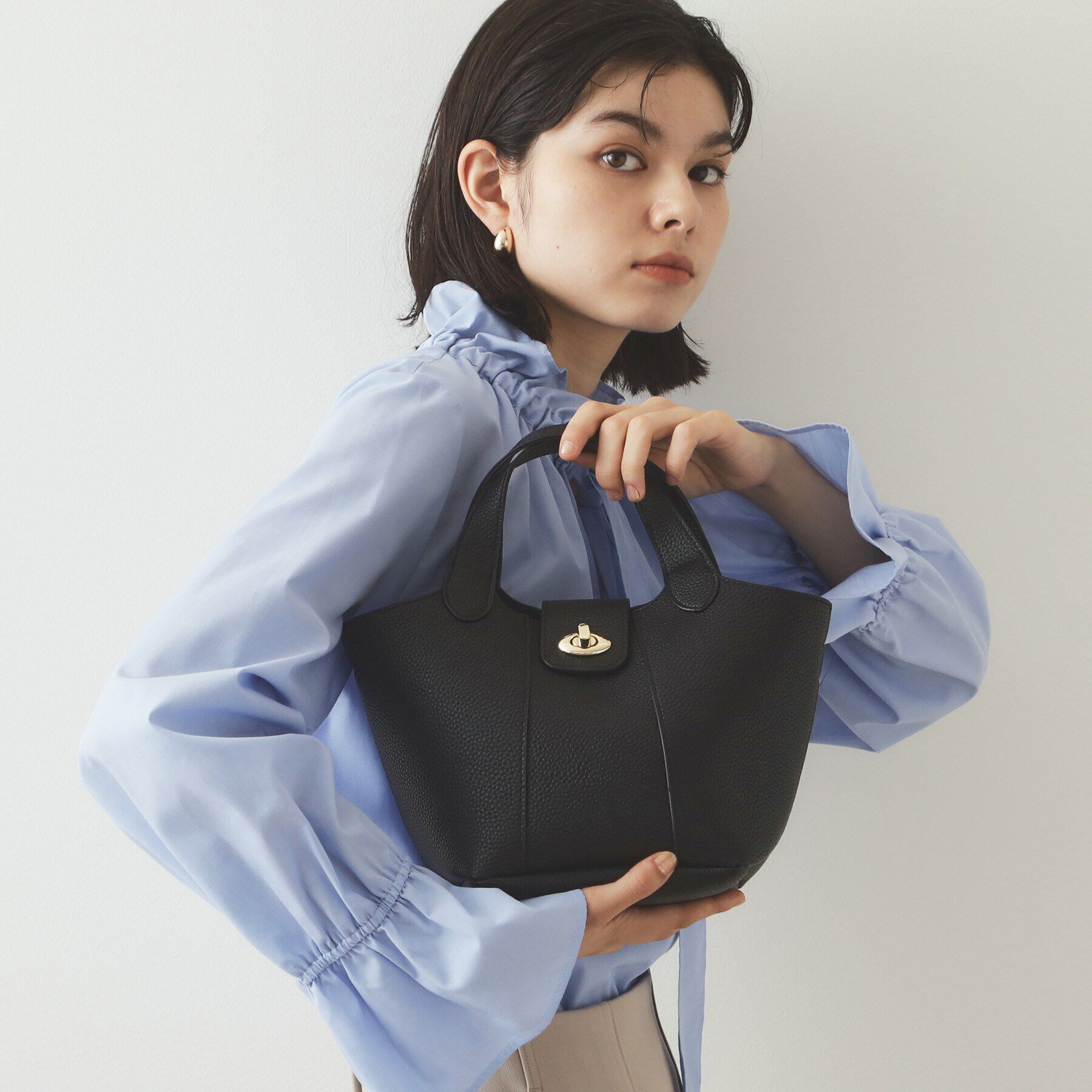 OPAQUE.CLIP「【2WAY】フロントひねりデザイントートバッグ」|トートバッグ|