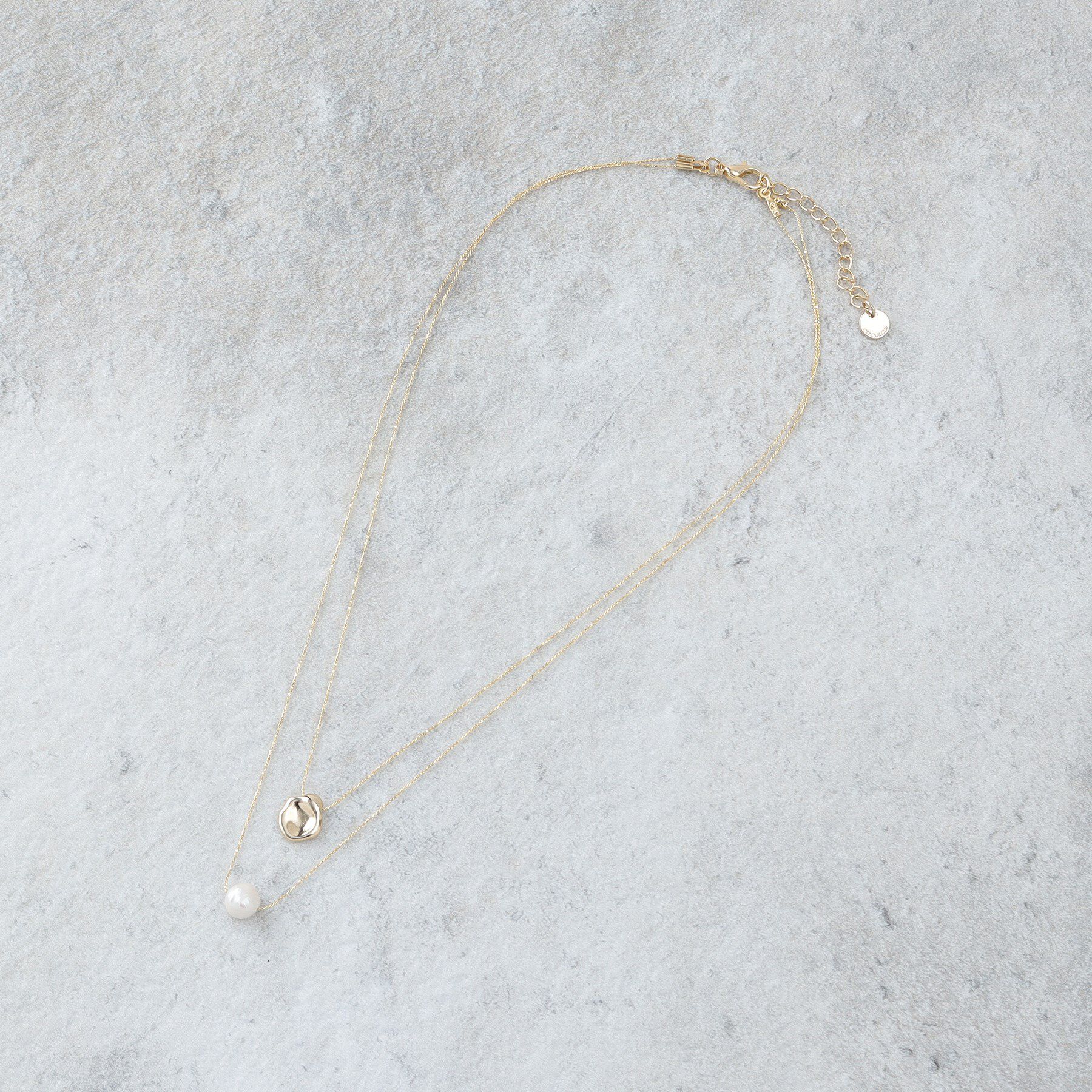 OPAQUE.CLIP「メタル&times;フェイクパール 2連ネックレス」|ネックレス|