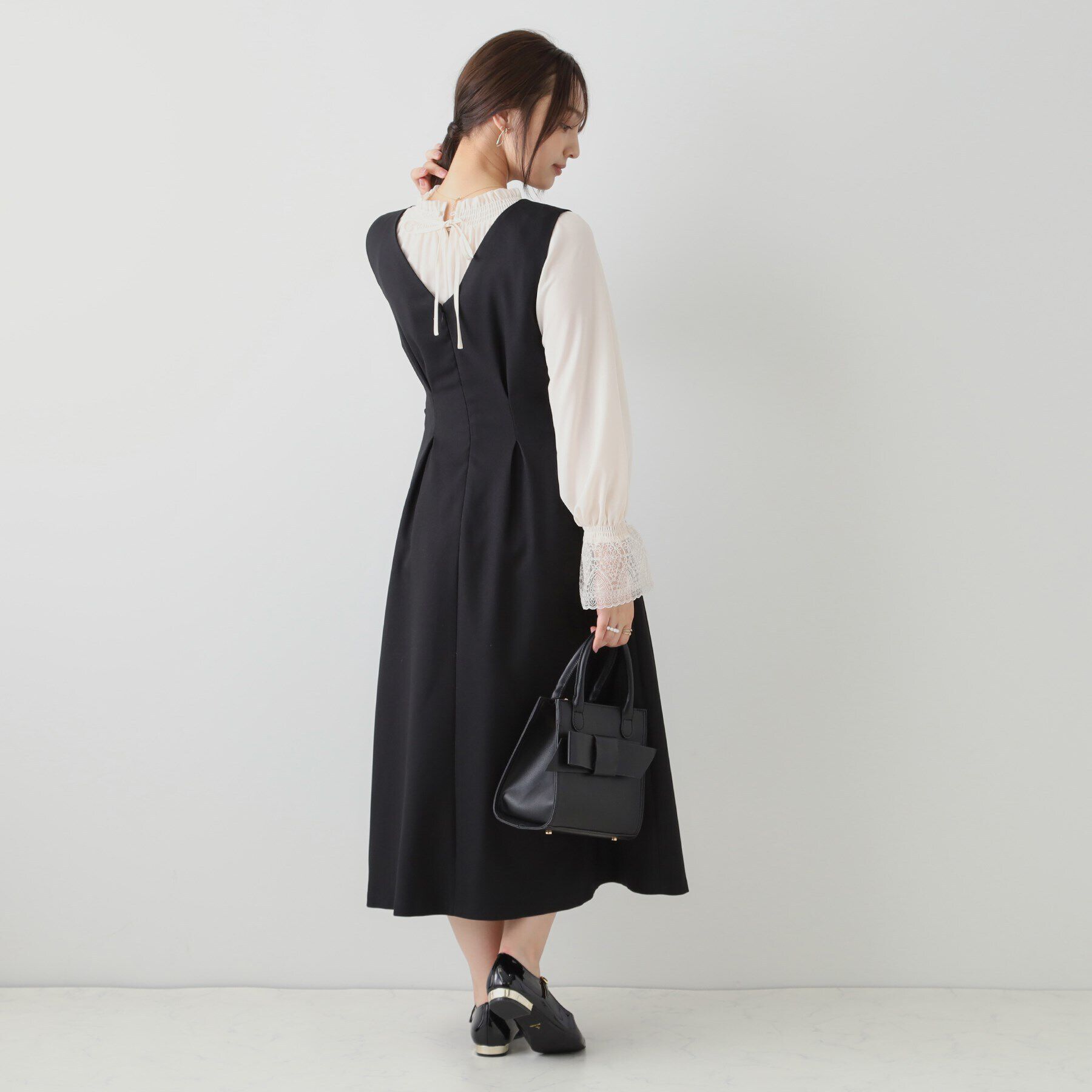 Couture broach「【ウエストマークでスタイルアップ】ウエストタックジャンパースカート」|ワンピース|