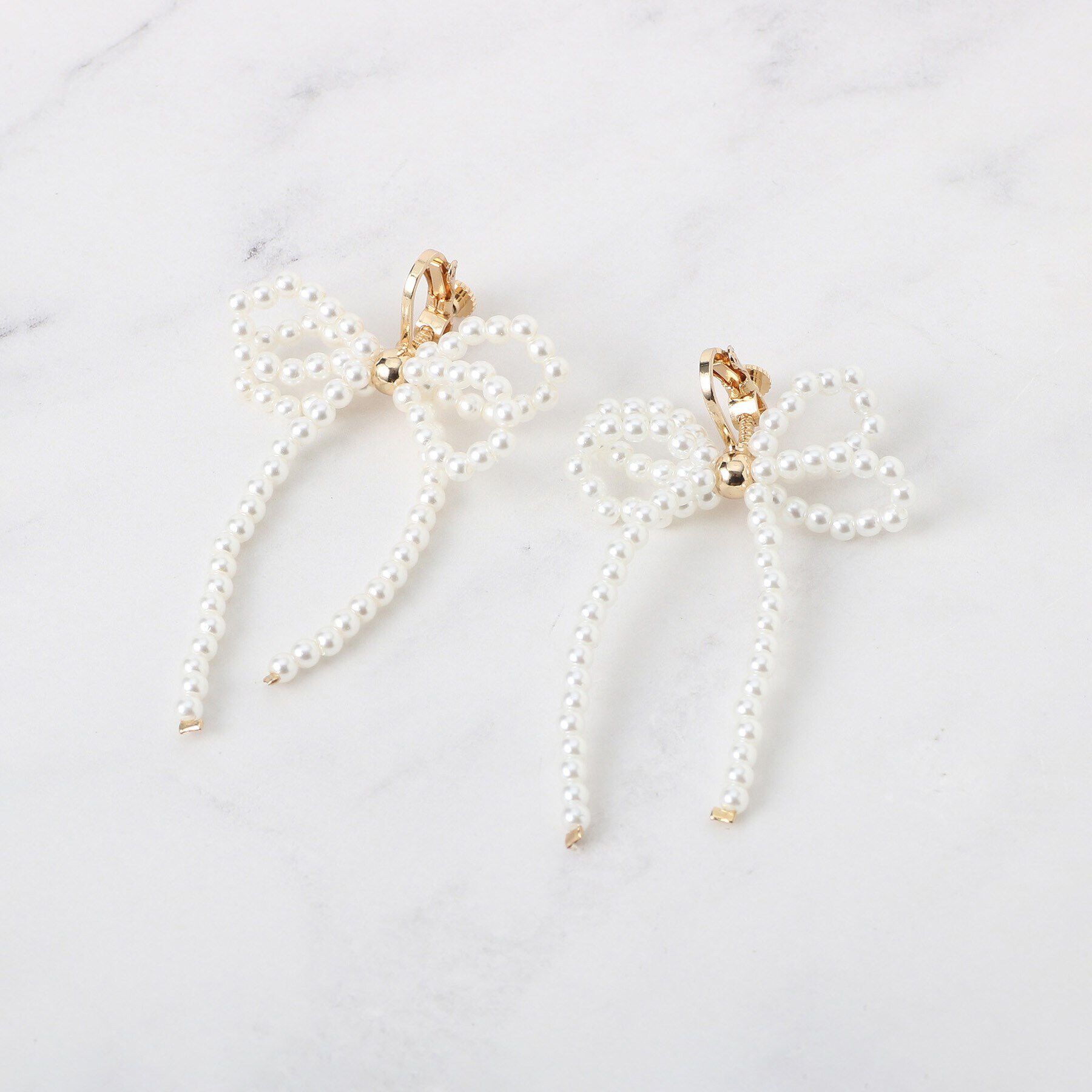 Couture broach「パール調ビーズリボンイヤリング」|イヤリング|