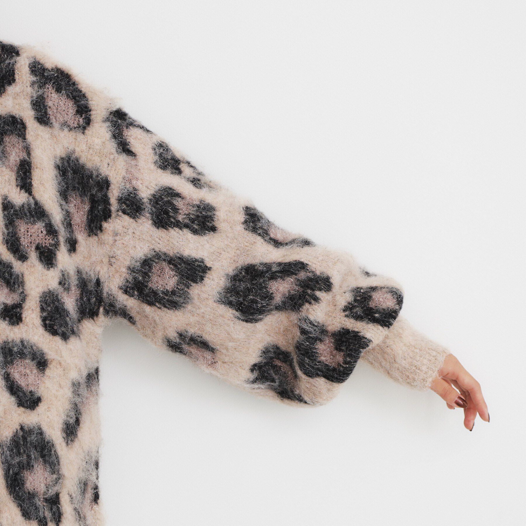 THE SHOP TK「起毛ヒョウ柄Vネックカーディガン」|カーディガン|