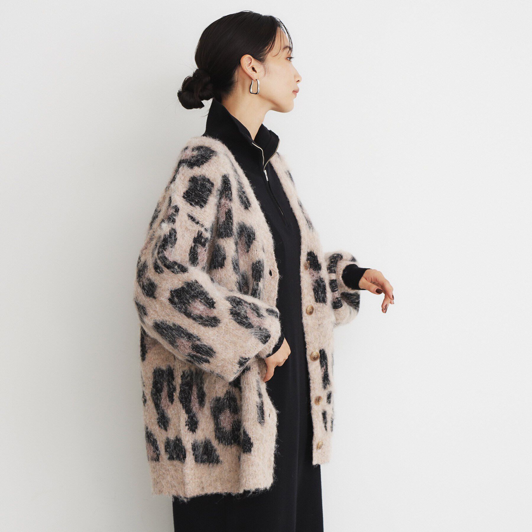 THE SHOP TK「起毛ヒョウ柄Vネックカーディガン」|カーディガン|