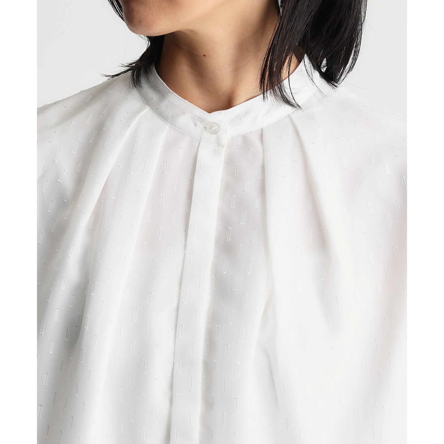 THE SHOP TK「【ONOFF活躍/セレモニー/通勤】カットジャカードペプラムブラウス/洗える」|シャツ・ブラウス|