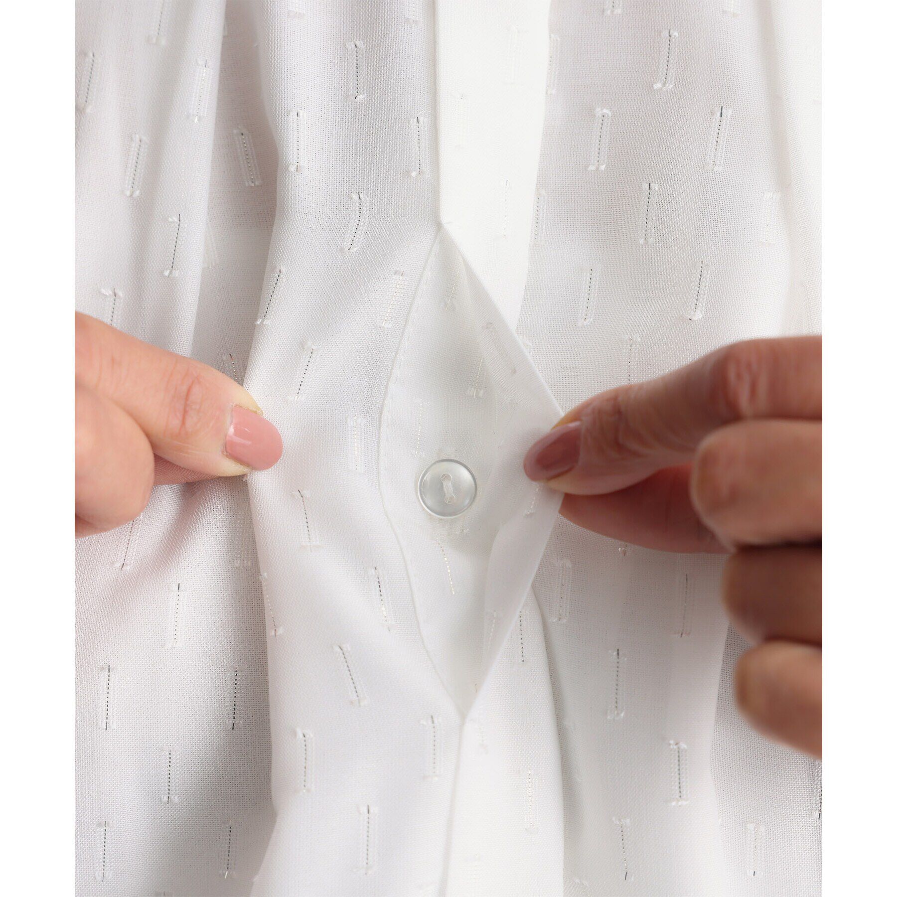 THE SHOP TK「【ONOFF活躍/セレモニー/通勤】カットジャカードペプラムブラウス/洗える」|シャツ・ブラウス|