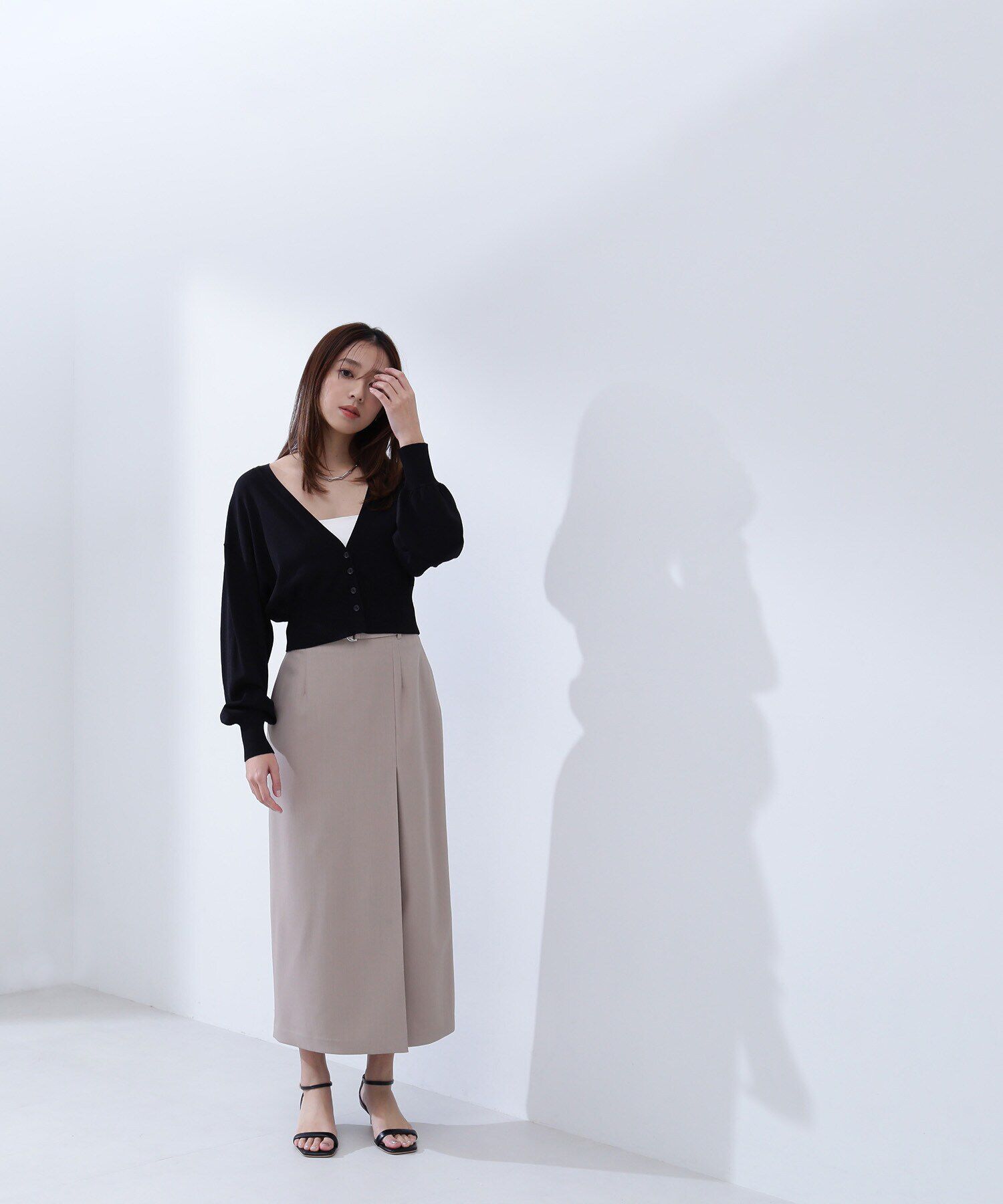  「ベルテッドラップナロースカート」|スカート|ベージュ