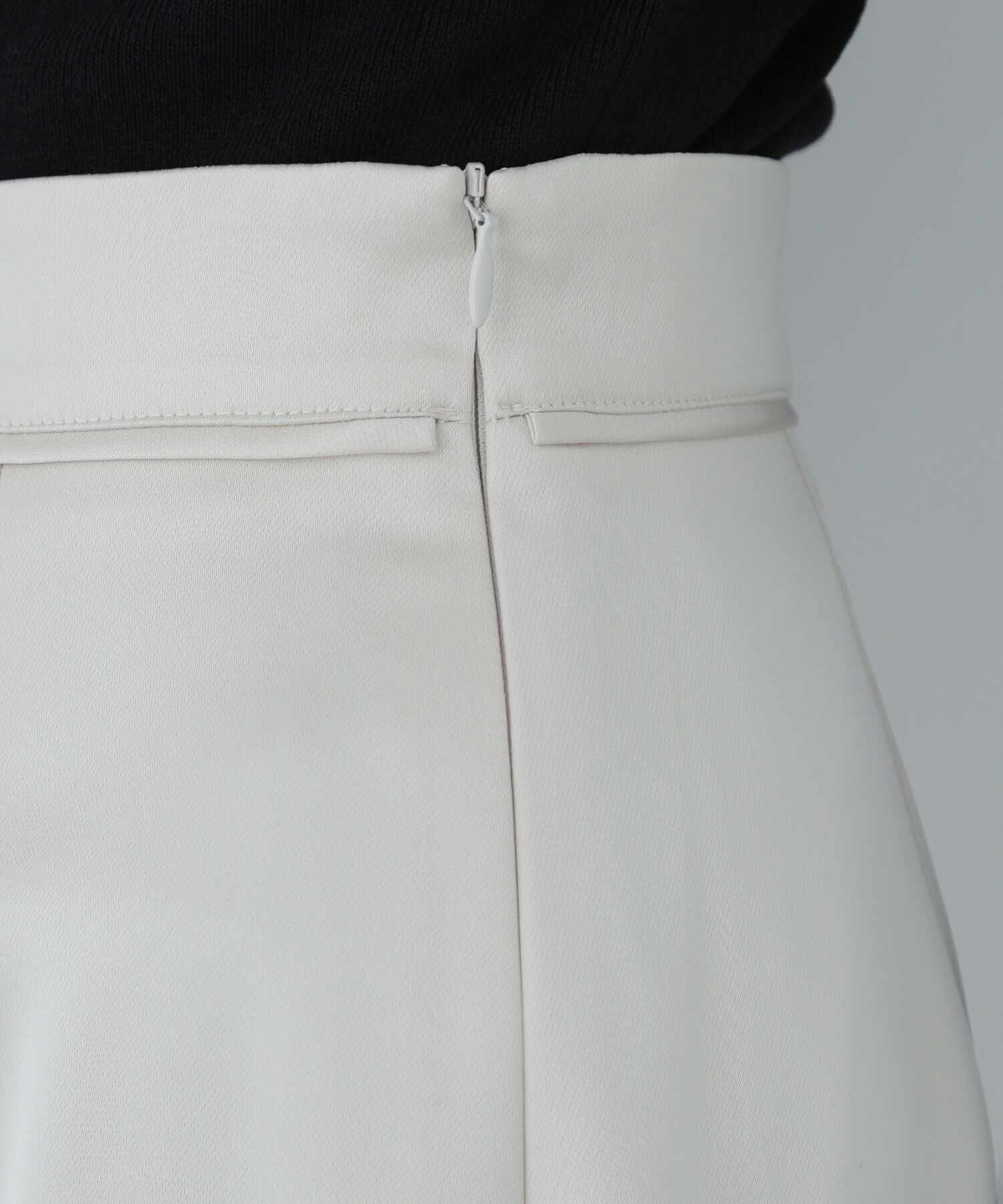  「フロントボタンナロースカート」|スカート|