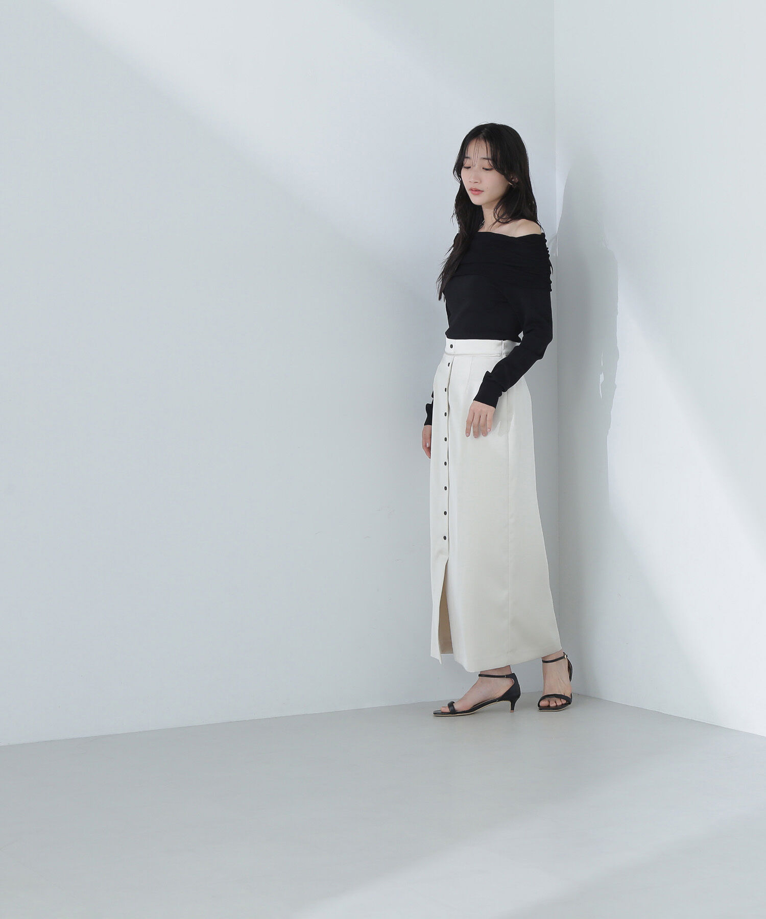  「フロントボタンナロースカート」|スカート|