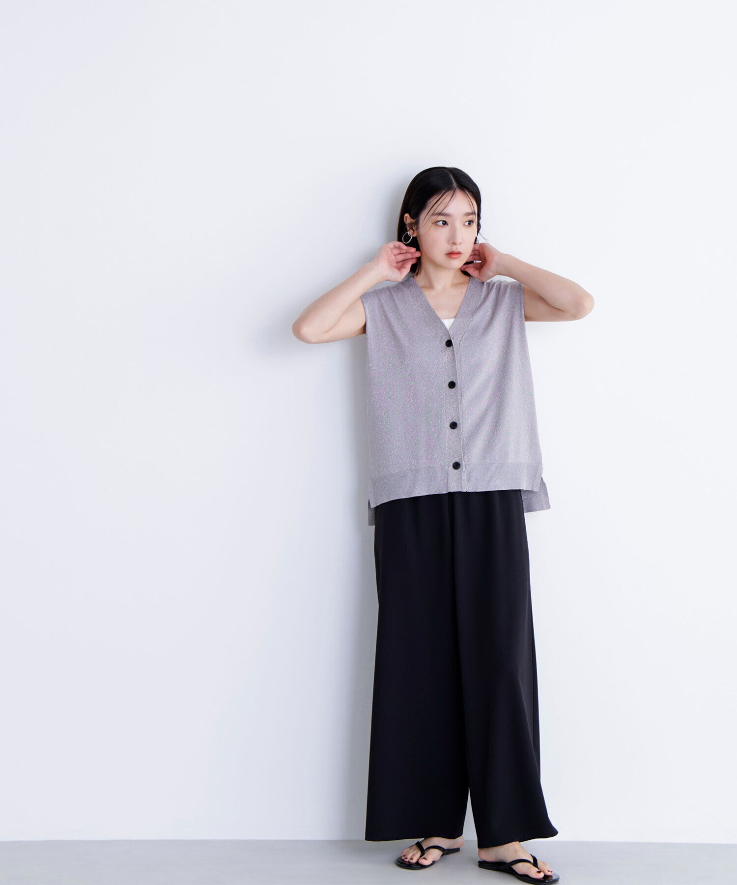  「スパークVネックニットベスト」|ニット・セーター|