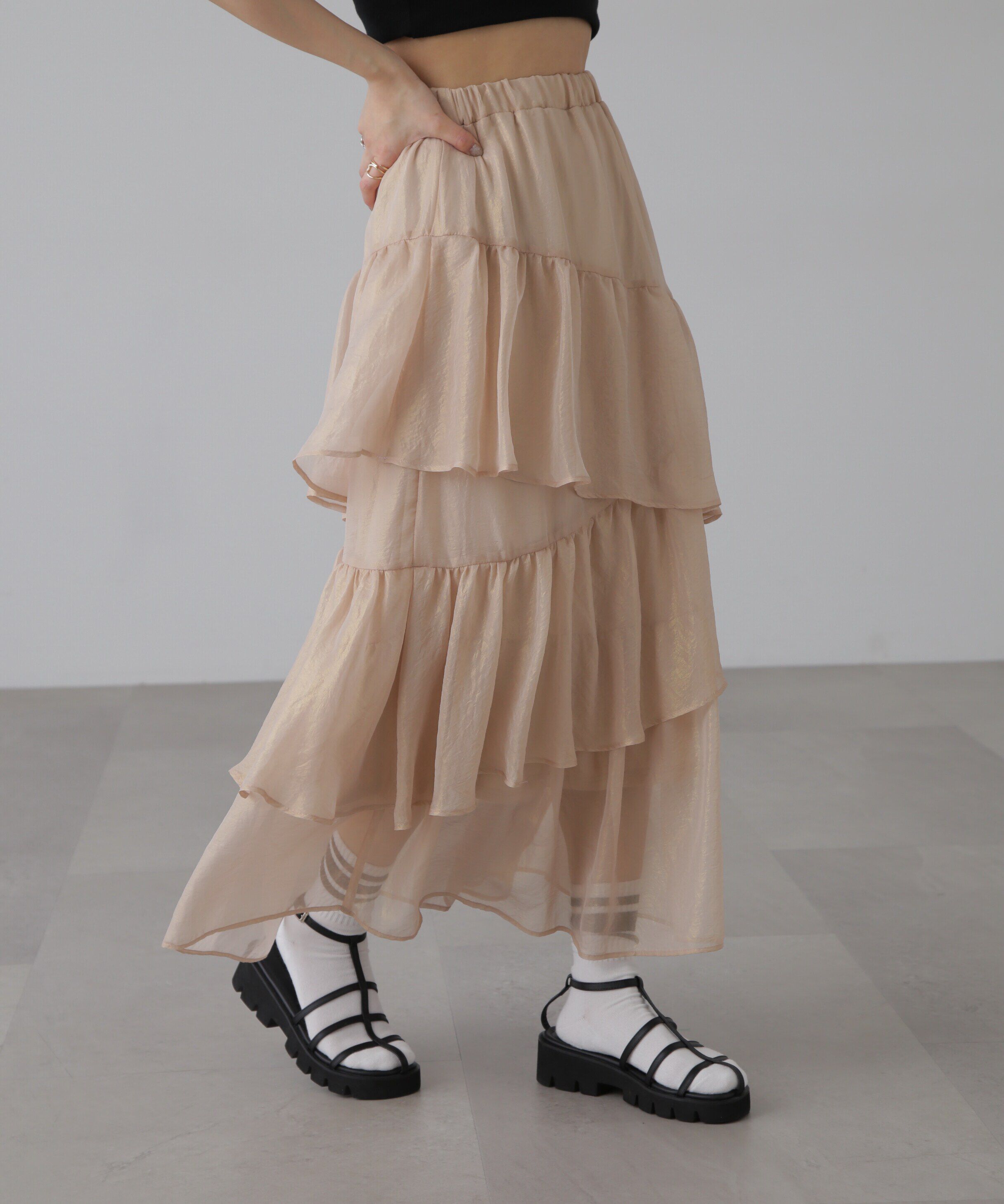  「シャイニーランダムティアードスカート」|スカート|ベージュ