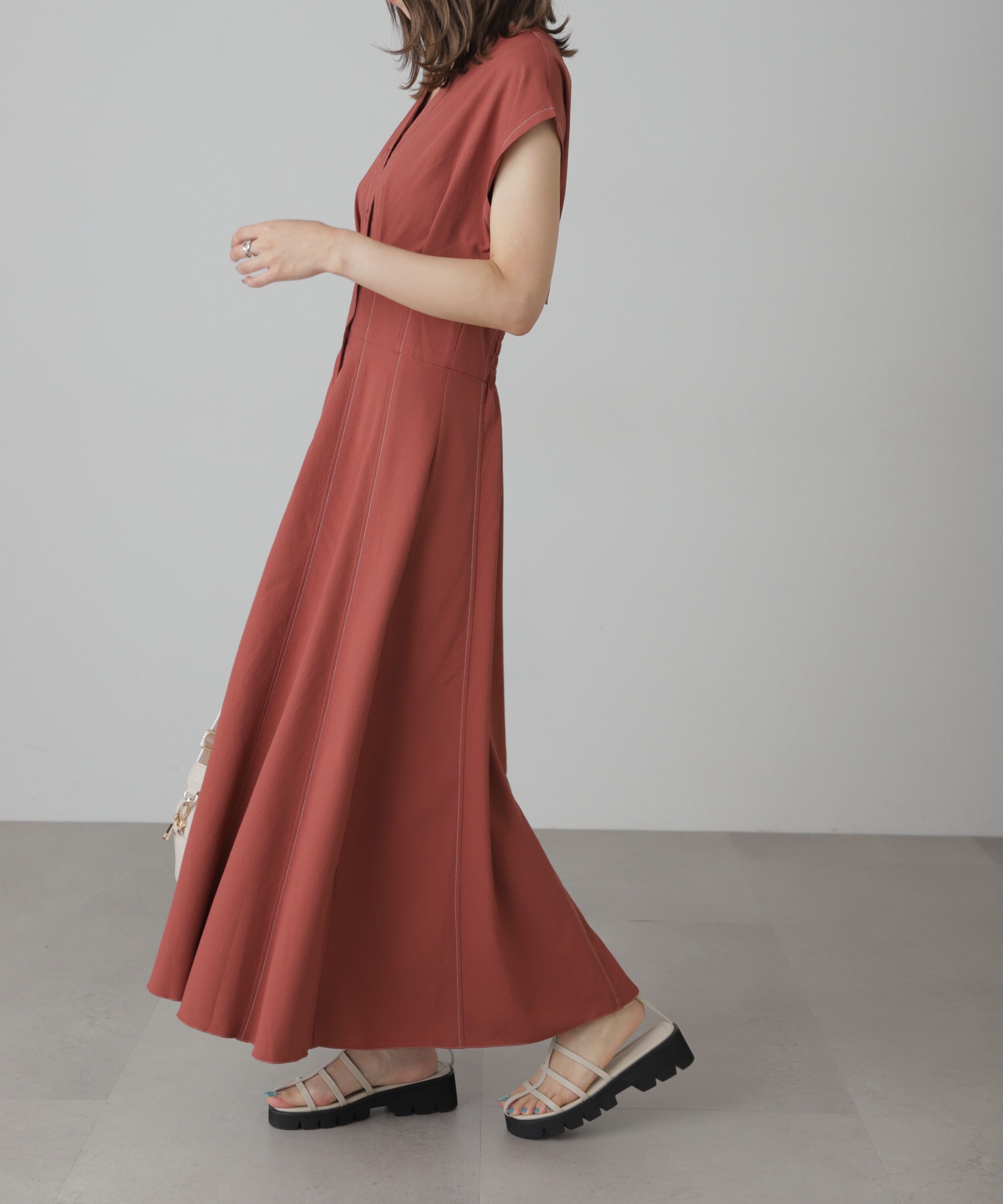  「ウエストシェイプ配色ステッチワンピース」|ワンピース|