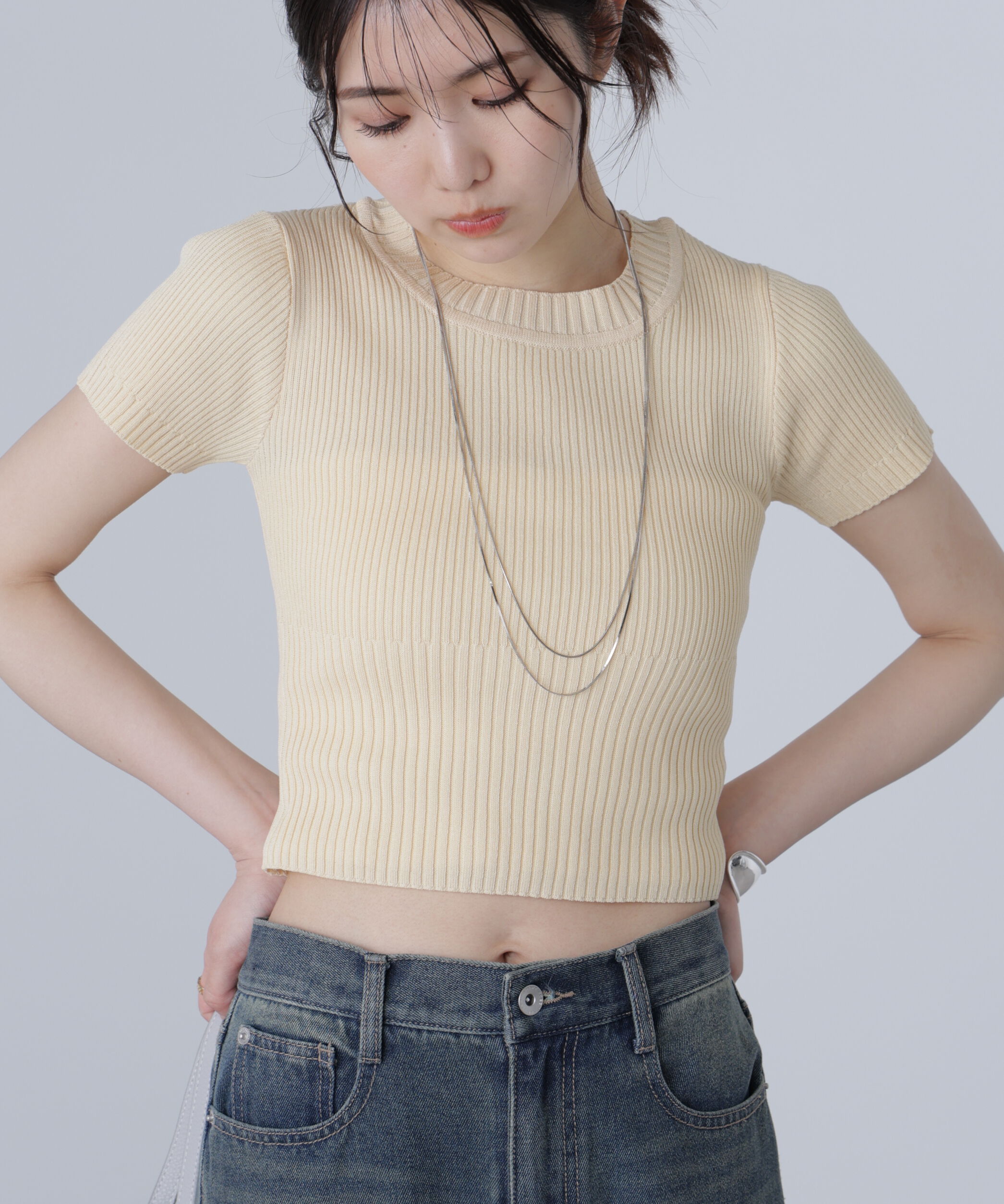  「ショート丈クルーネックリブニット」|ニット・セーター|