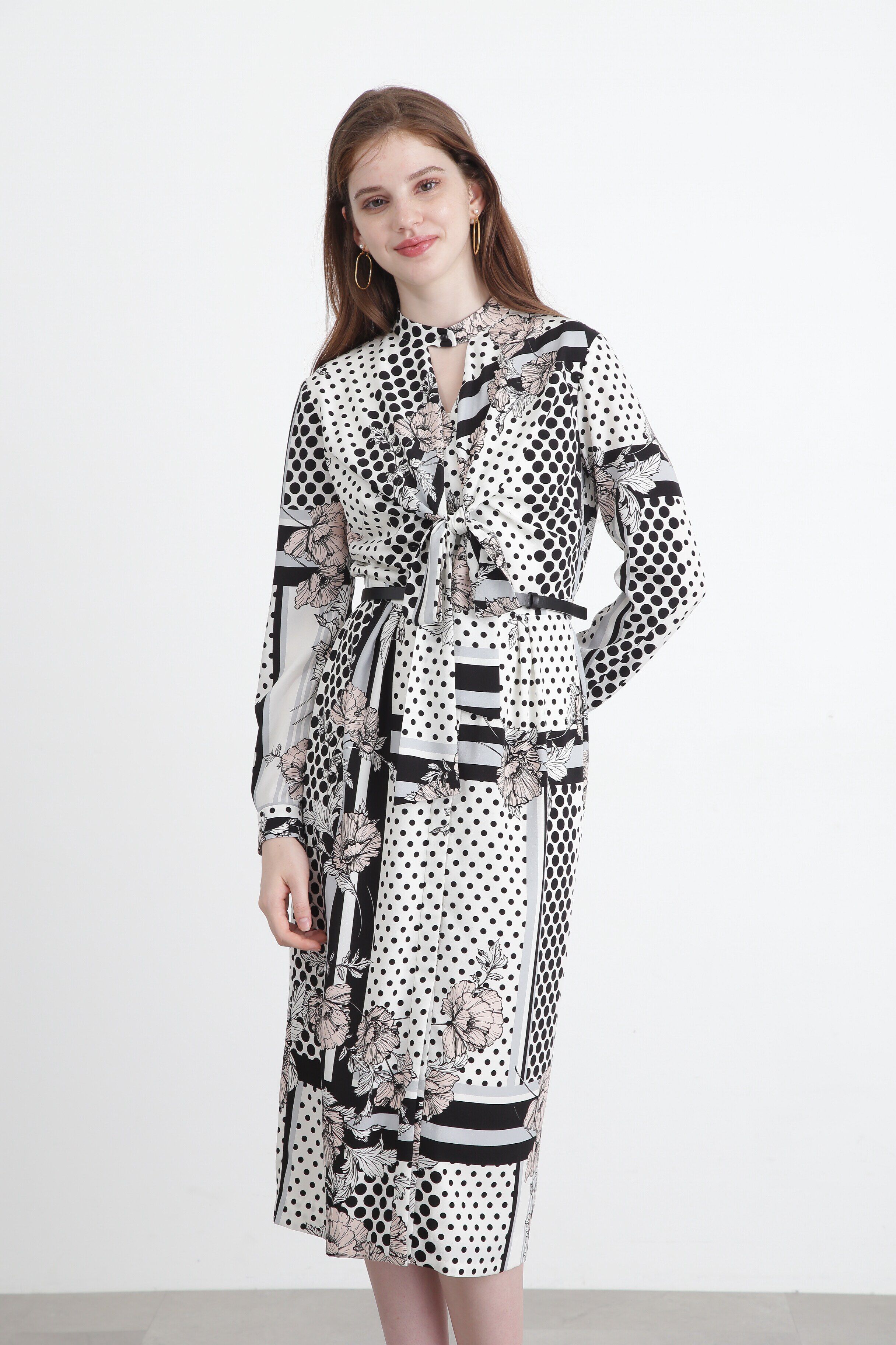  「◆ラインブロックフラワープリントワンピース」|ワンピース|ブラック系1