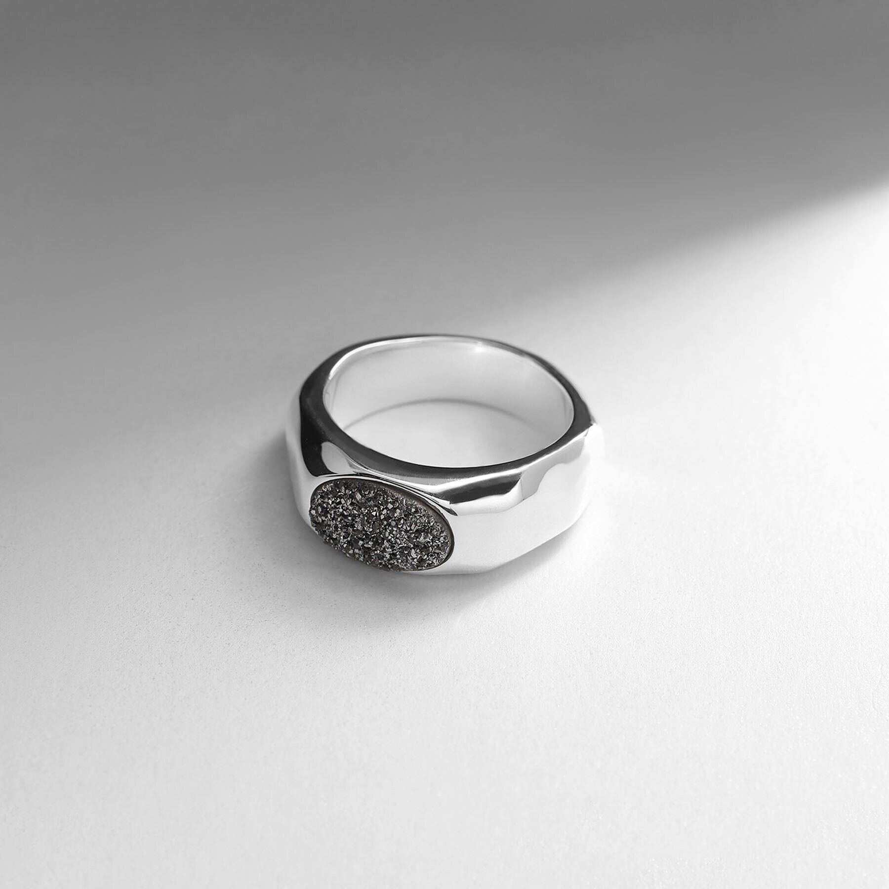 COCOSHNIK ONKITSCH「シルバー カラーストーン ブラックドルジーアゲート ニュアンスリングL」|リング|シルバー(676)