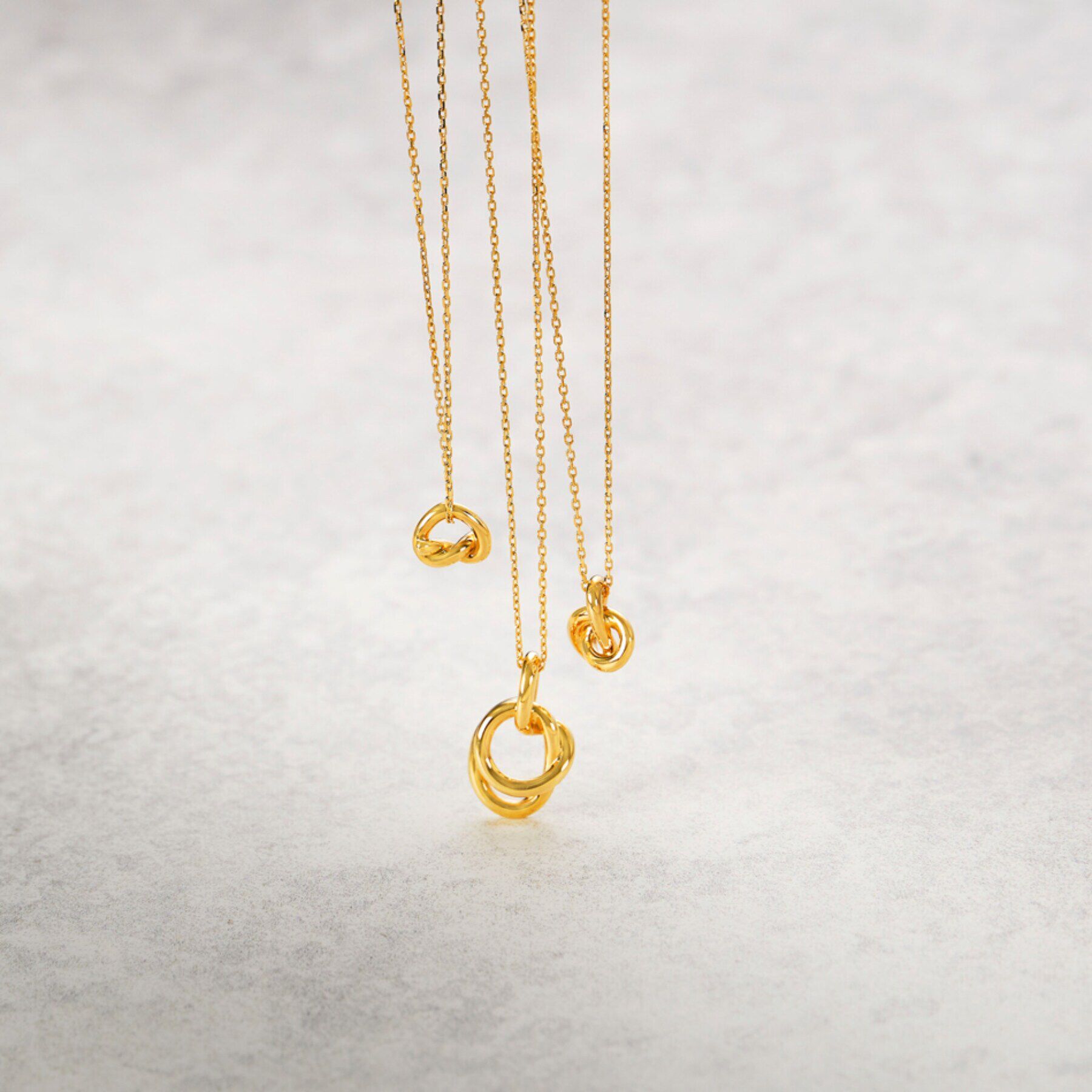 COCOSHNIK「K10オーバーハンドノット ネックレス」|ネックレス|