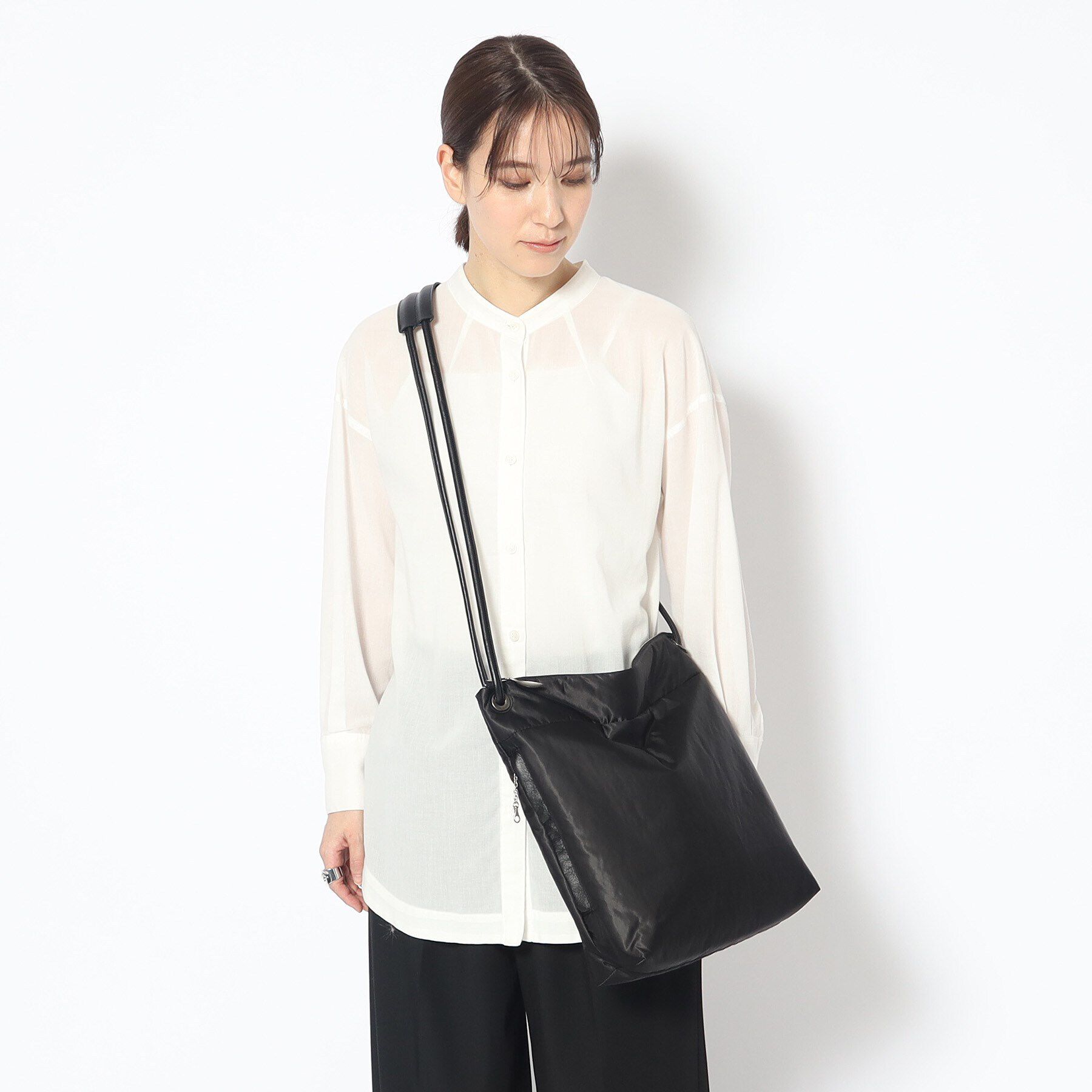 HIROKO HAYASHI「ENORME（エノルメ）ショルダーバッグ」|ショルダー・メッセンジャー|