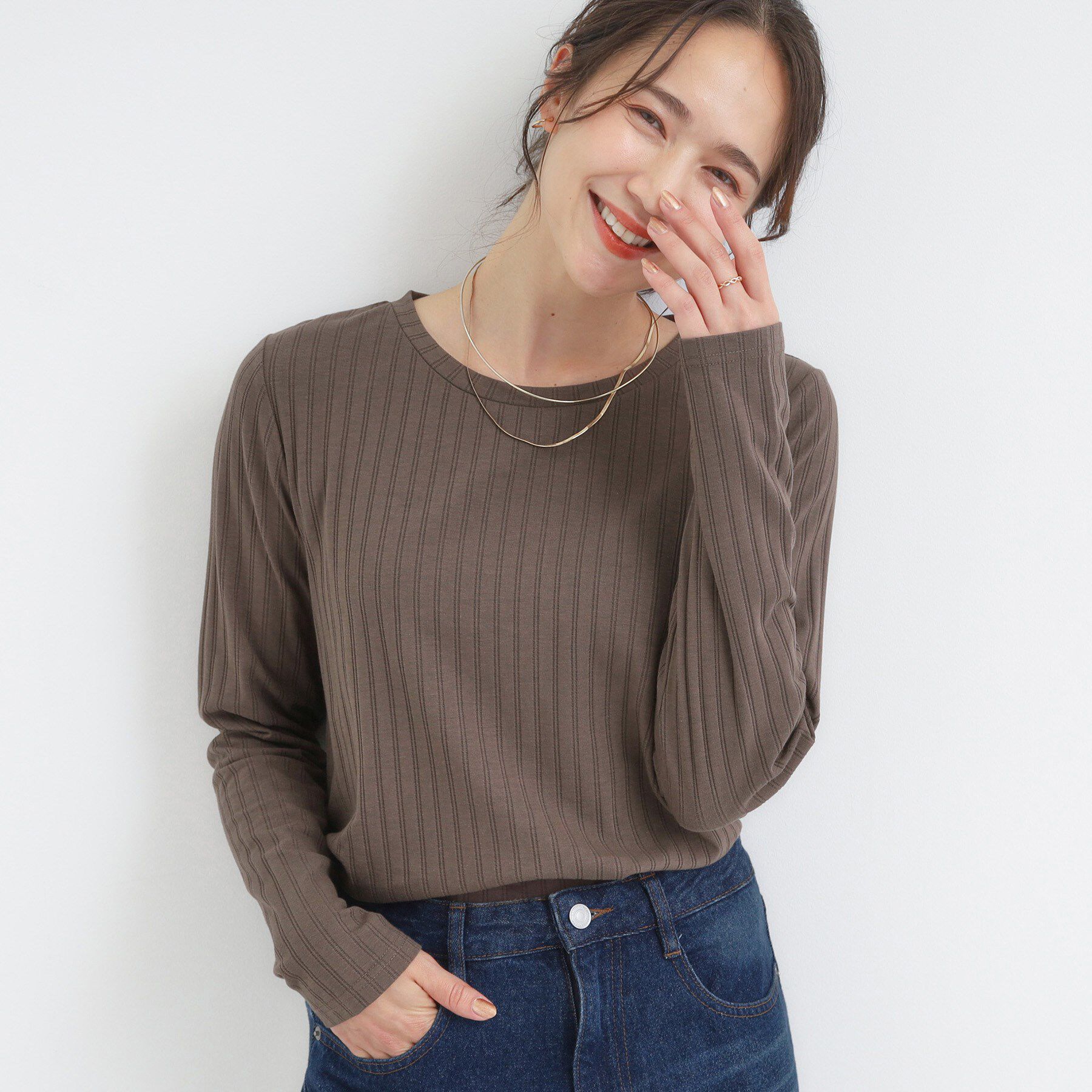 SHOO･LA･RUE「【S-LL】1枚でも、重ね着にも ワイドテレコ クルーネックインナー」|Tシャツ・カットソー|モカブラウン(042