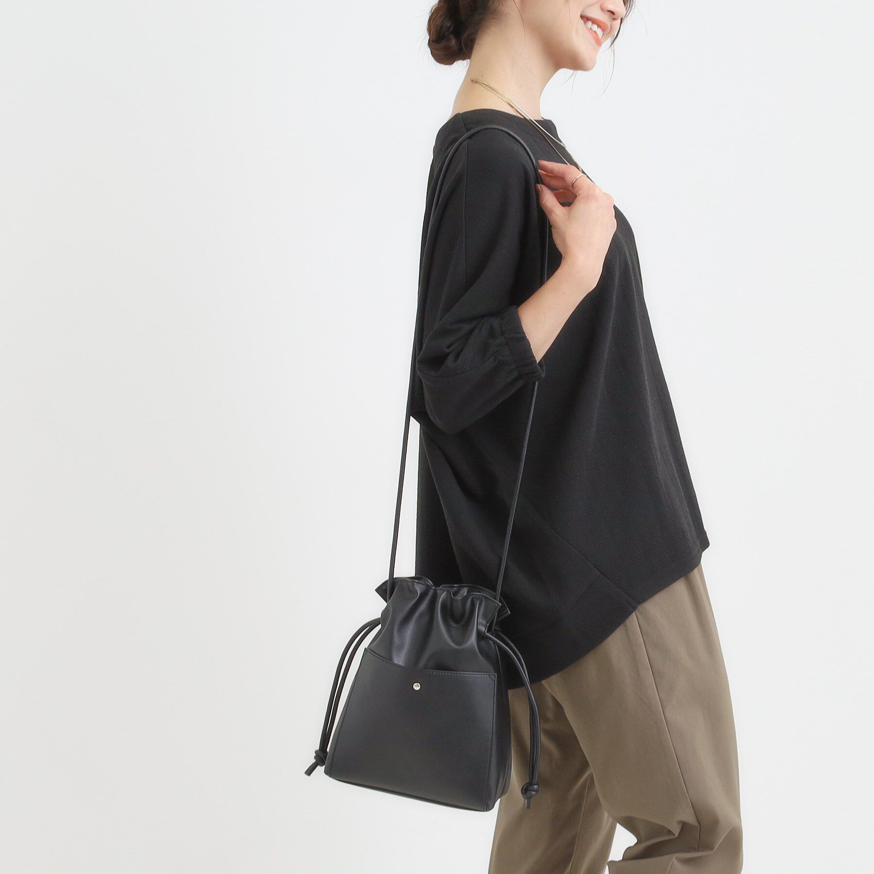 SHOO･LA･RUE「スクエア巾着ショルダーバッグ」|ショルダー・メッセンジャー|