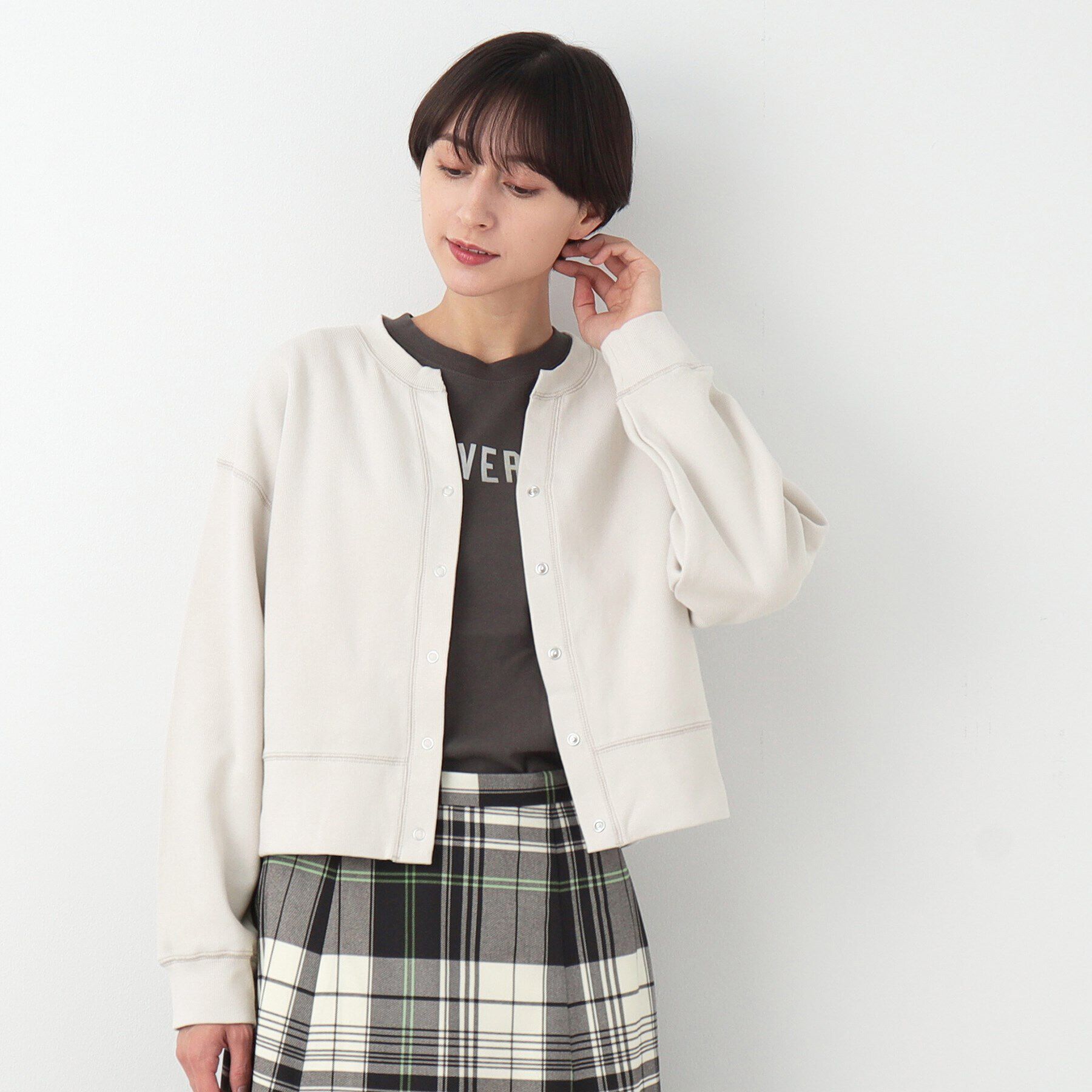 Dessin「【洗える】キーネックカットソーカーディガン」|カーディガン|グレージュ(050)