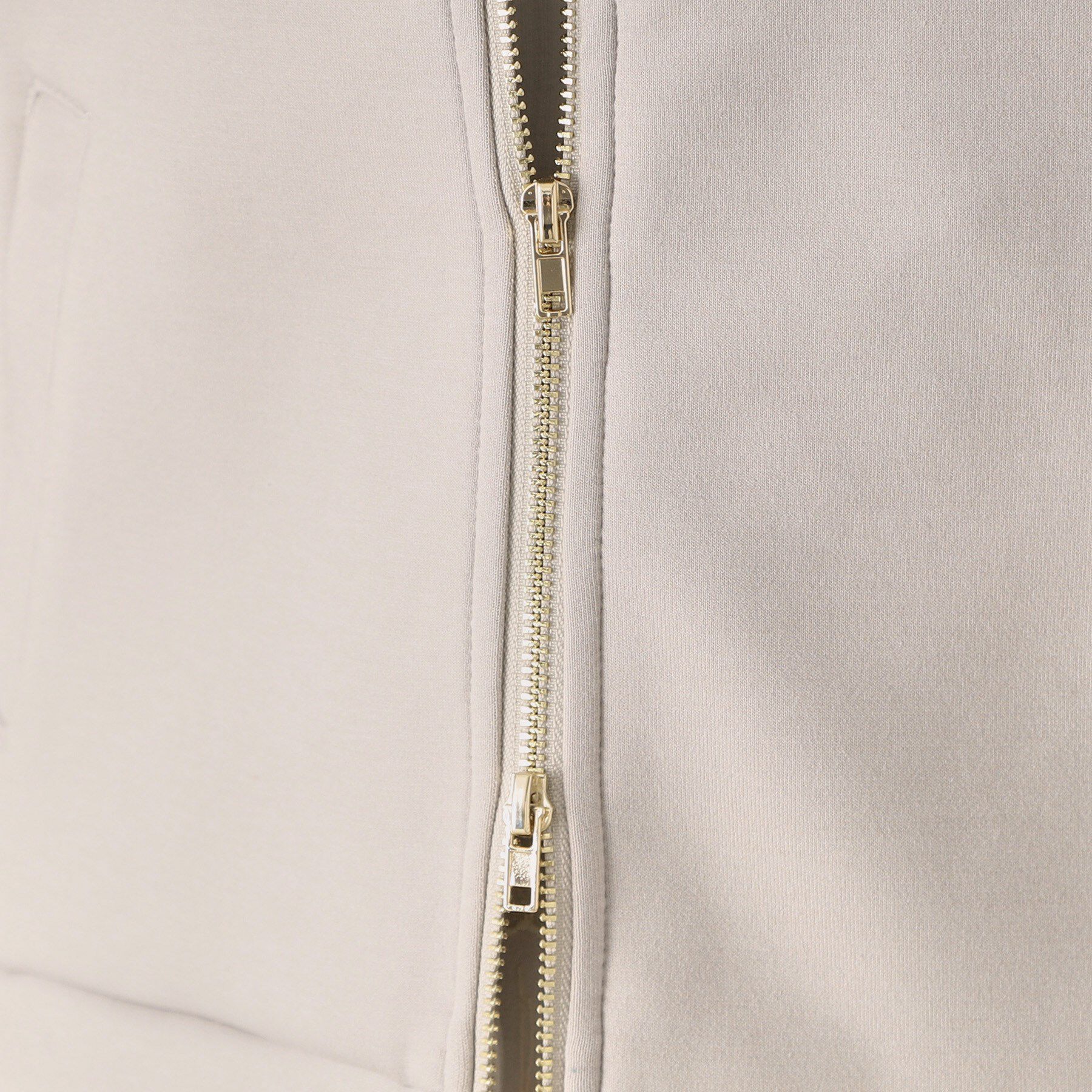 ITS&rsquo;DEMO「【手洗い可】ダブルジップダンボールパーカ」|パーカー|