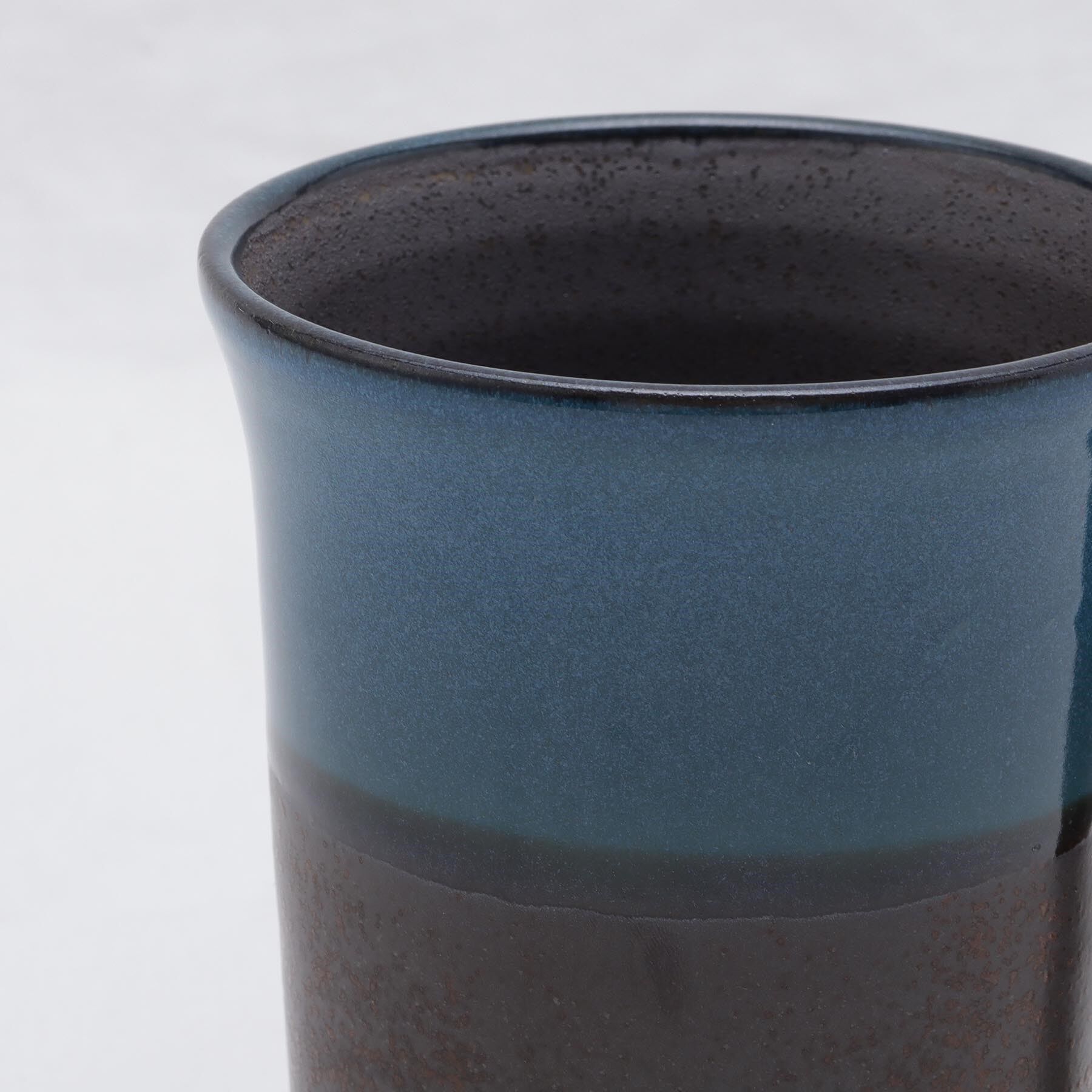 212 KITCHEN STORE「土の香り 泡立ちビアカップ ブルー」|グラス・マグカップ|