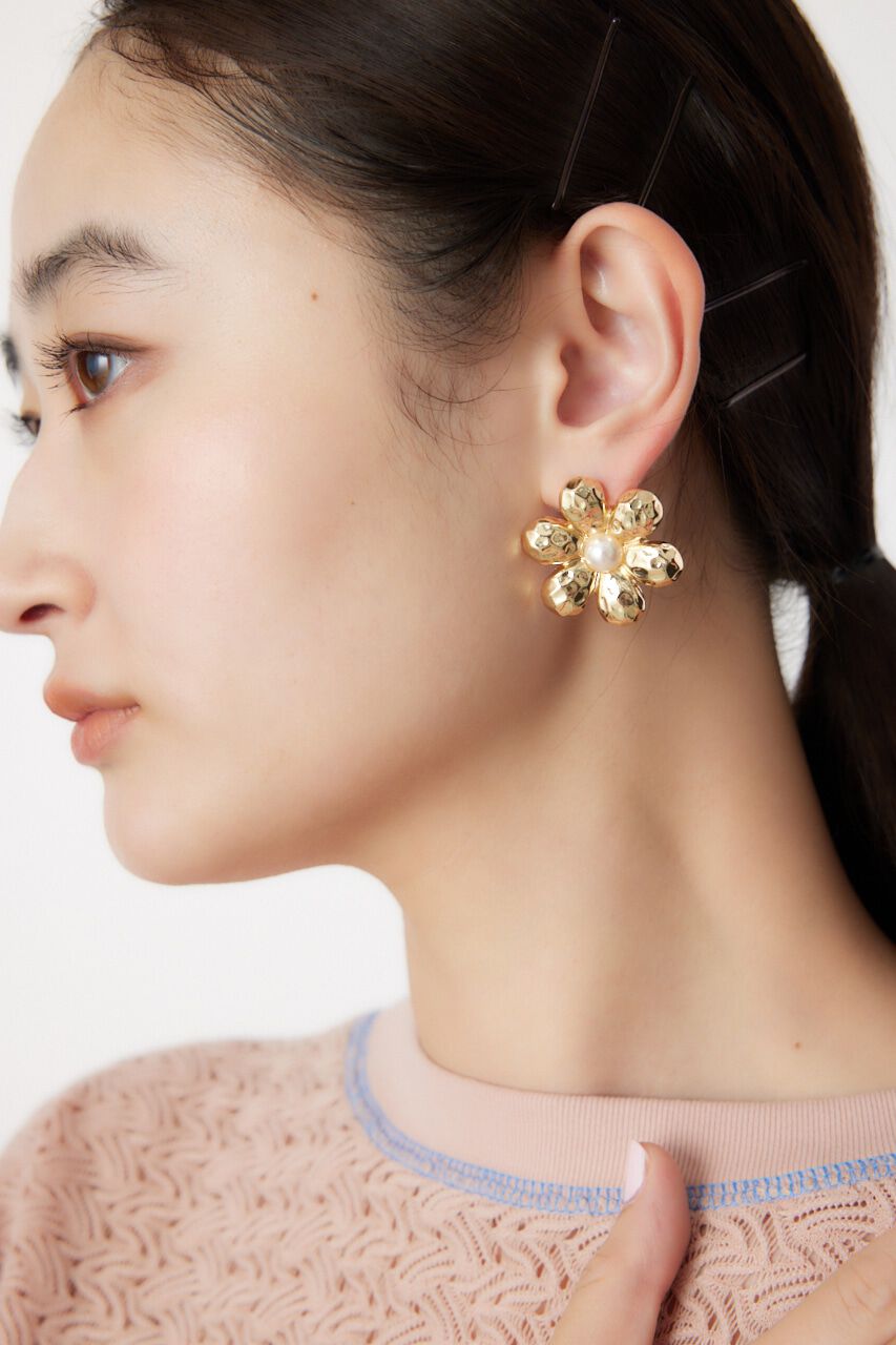 RODEO CROWNS「フラワーモチーフピアス」|ピアス|